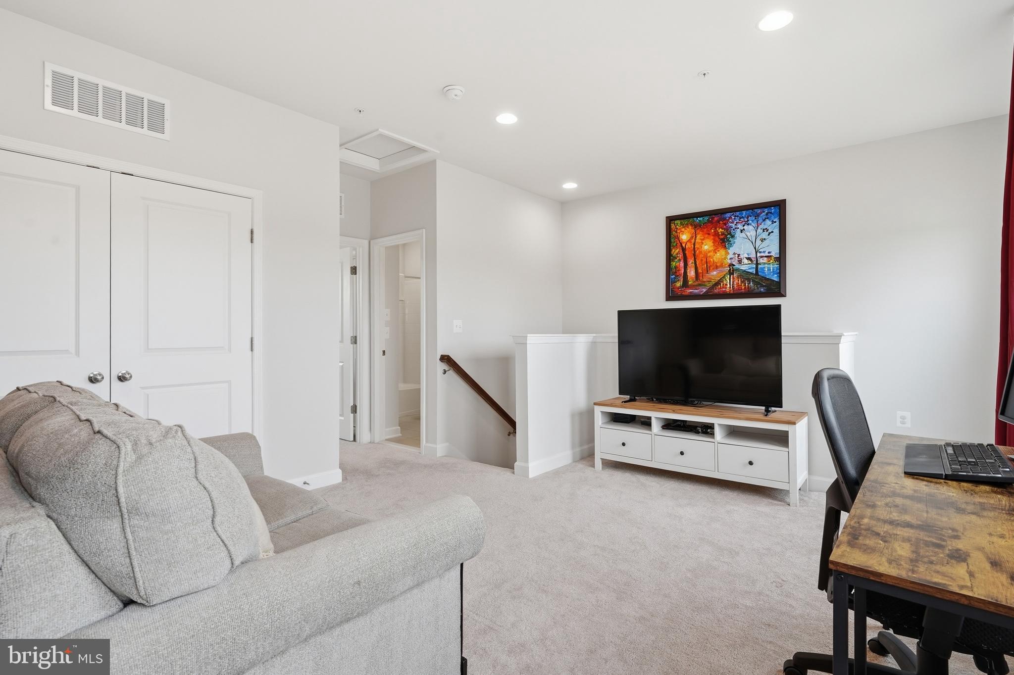 POTOMAC OVERLOOK AT NATIONAL HARBOR - Residential