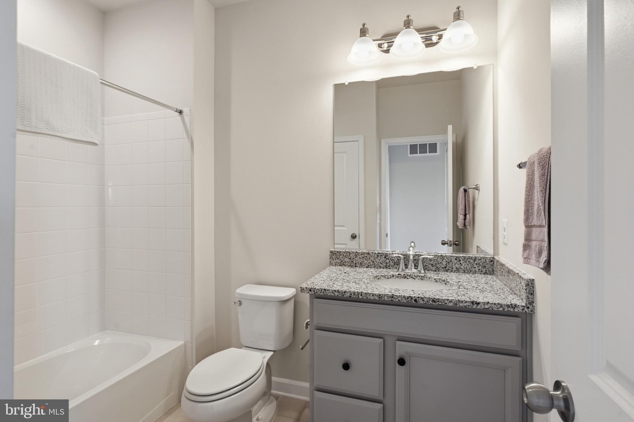 POTOMAC OVERLOOK AT NATIONAL HARBOR - Residential