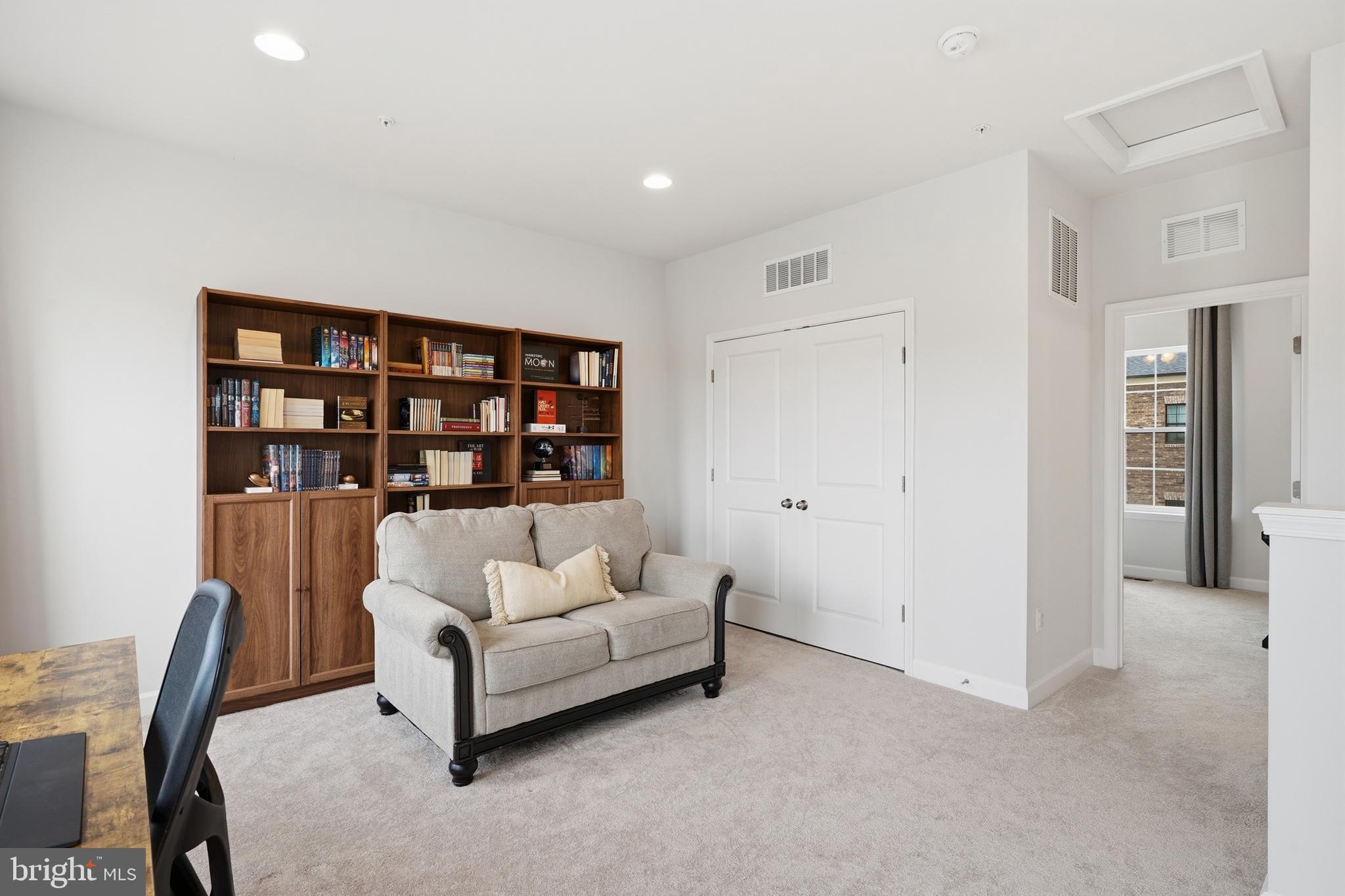 POTOMAC OVERLOOK AT NATIONAL HARBOR - Residential