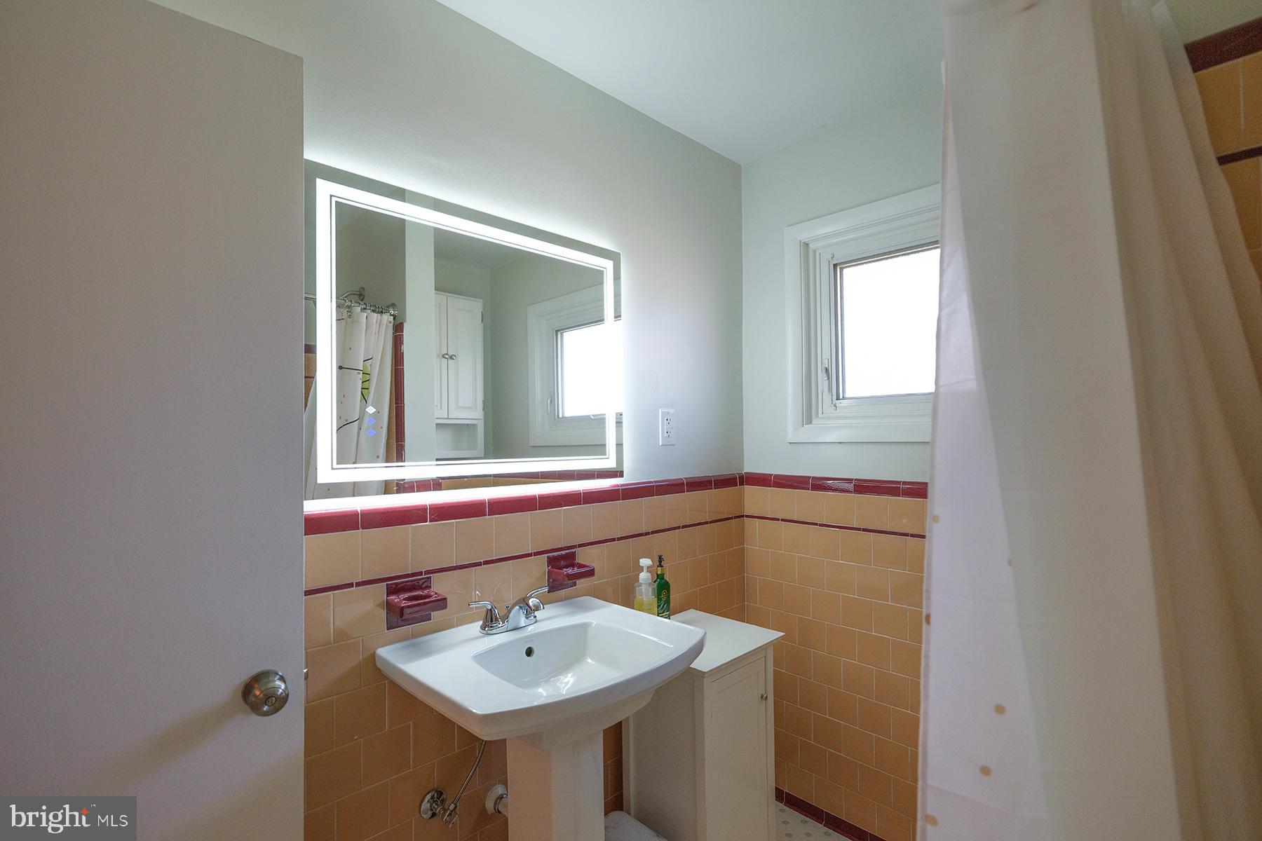 FOUNTAIN HEAD - Residential