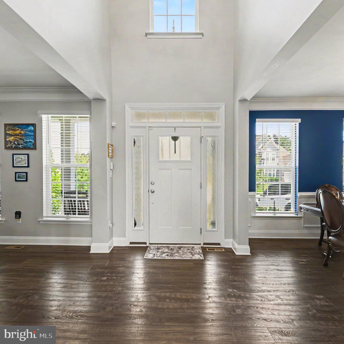 SOMERSET HILL - Residential
