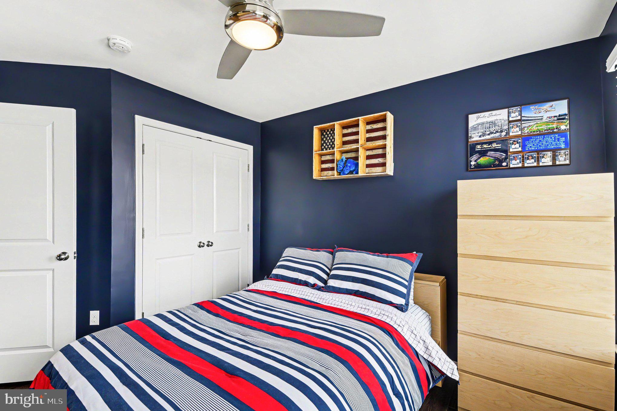 SOMERSET HILL - Residential