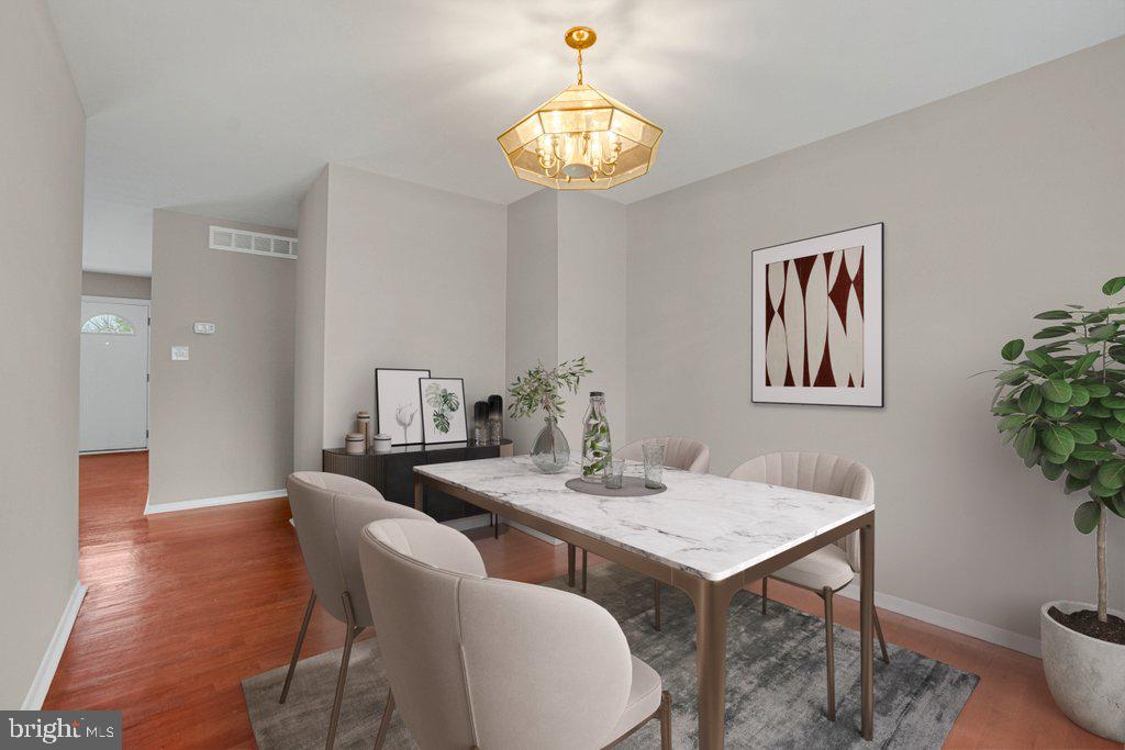 LIBERTY MANOR - Residential