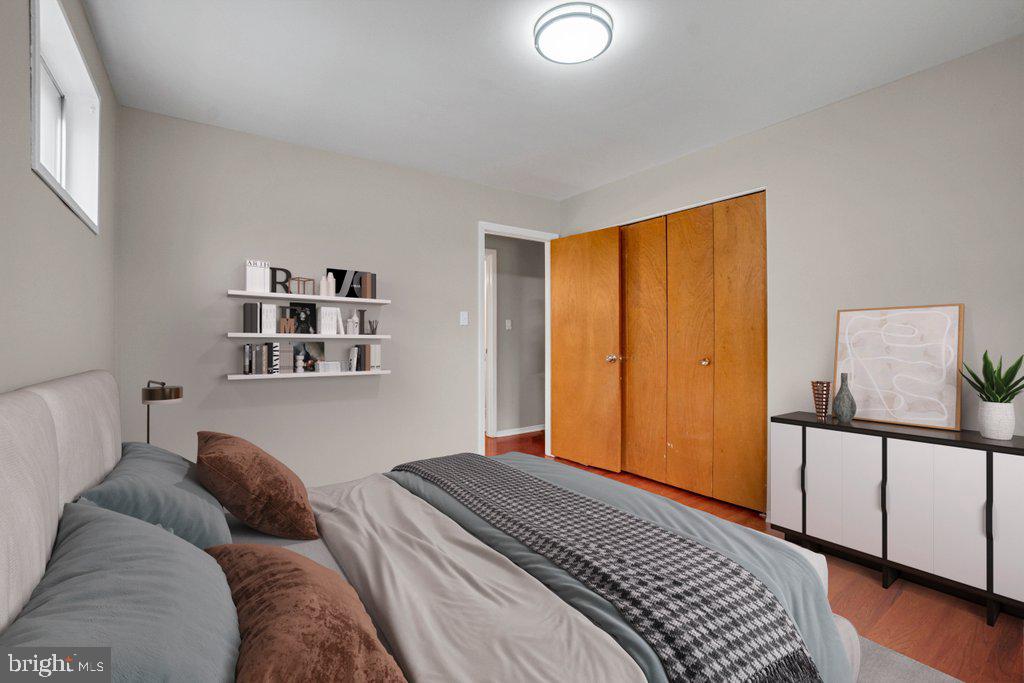 LIBERTY MANOR - Residential