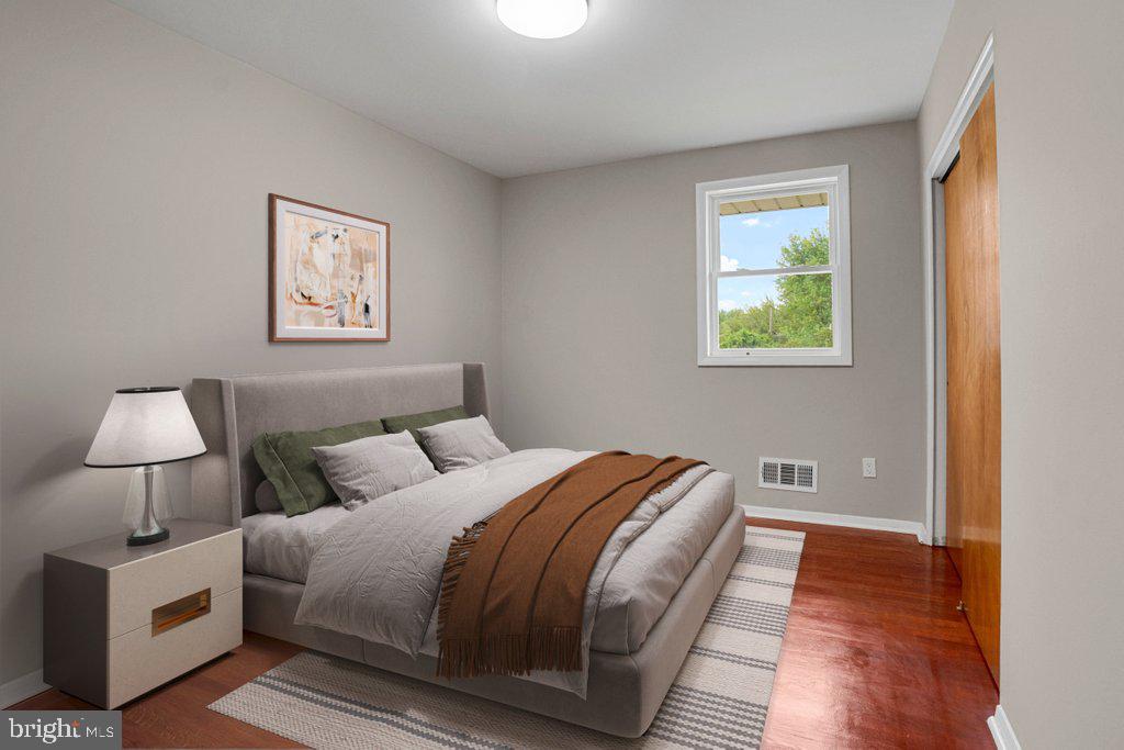 LIBERTY MANOR - Residential