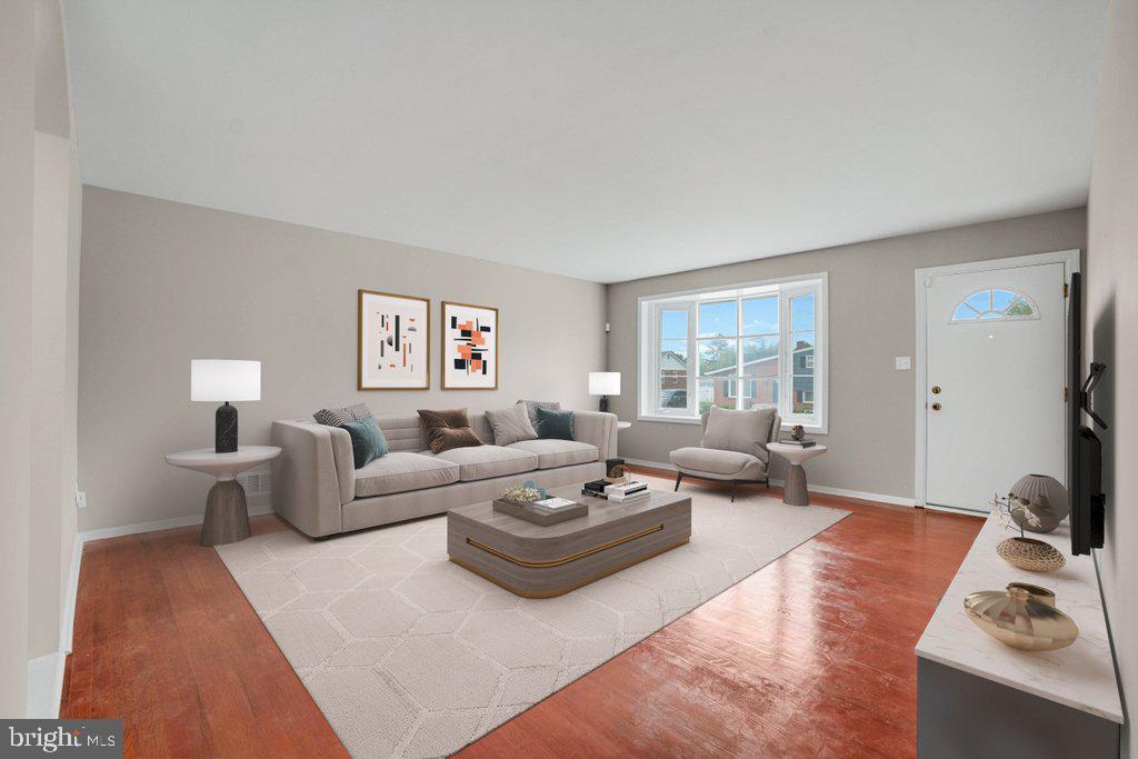 LIBERTY MANOR - Residential