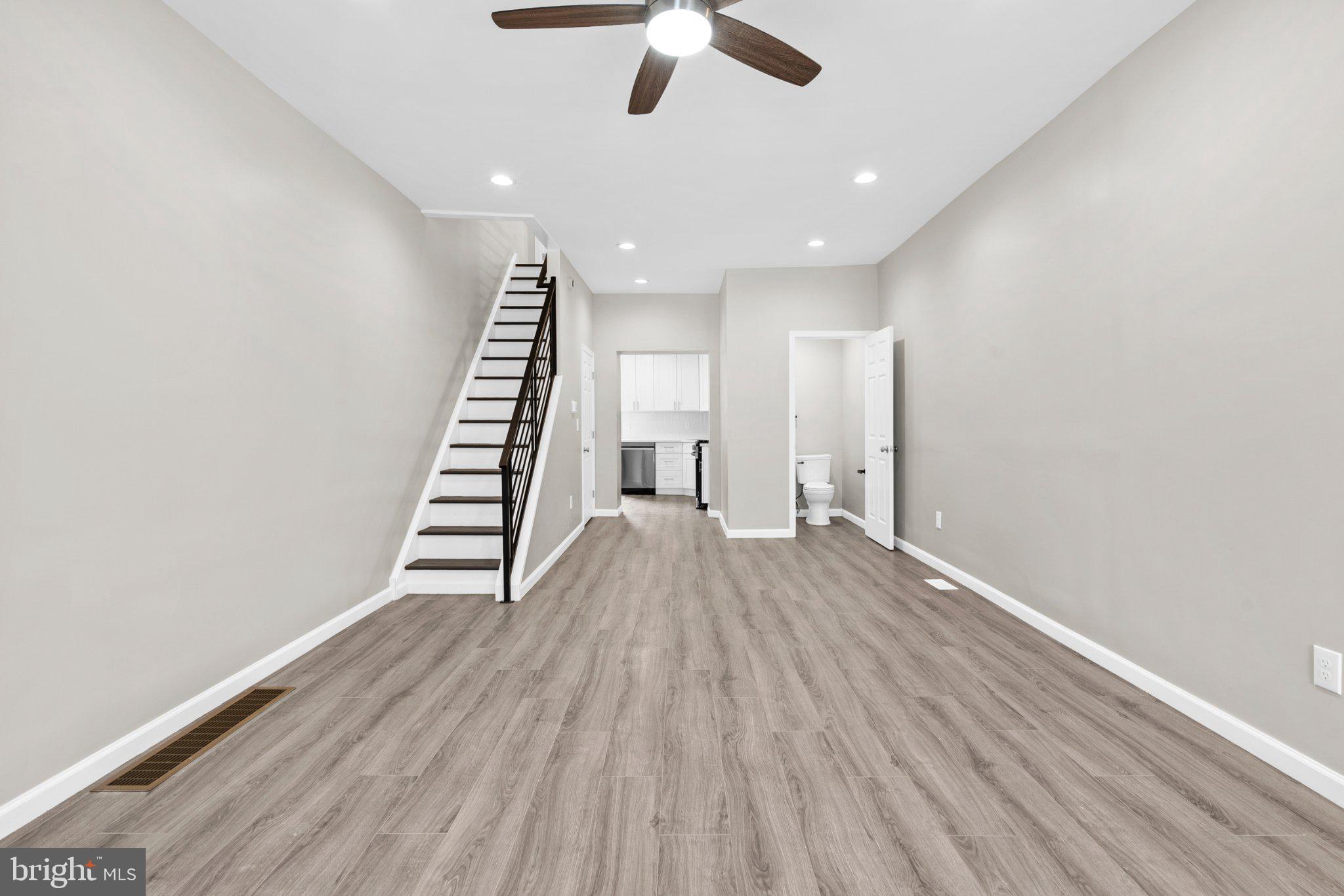 POINT BREEZE - Residential