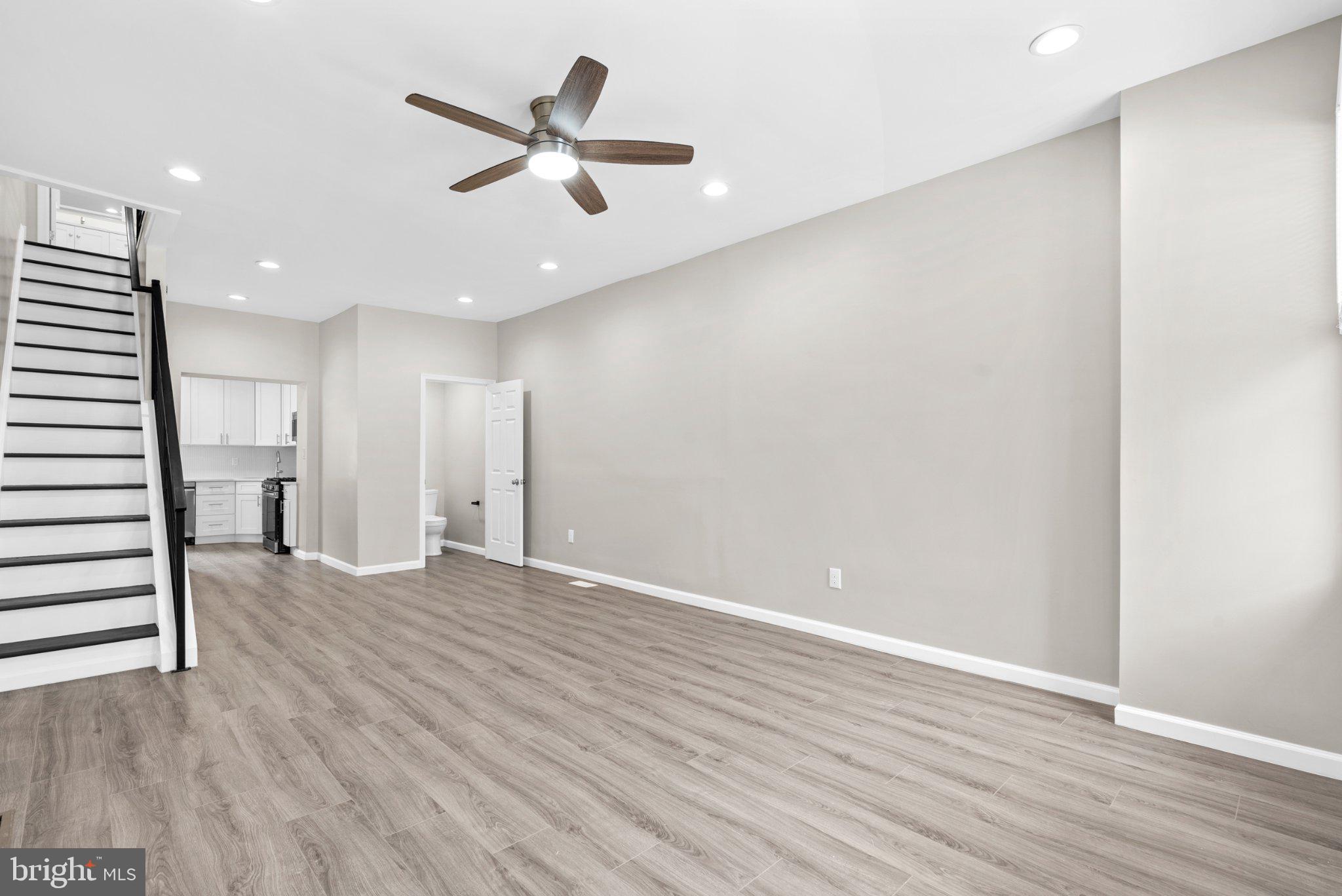 POINT BREEZE - Residential