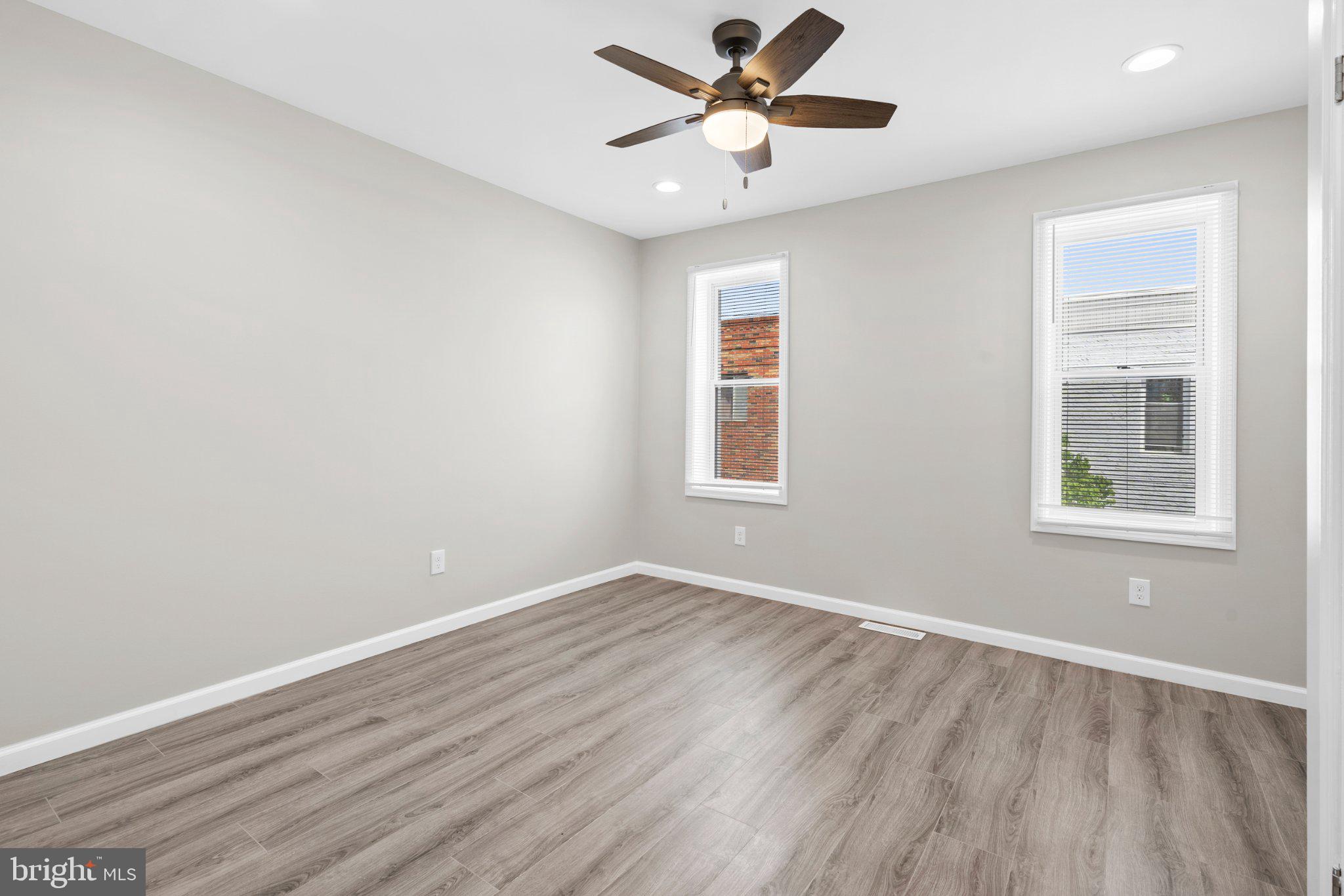 POINT BREEZE - Residential