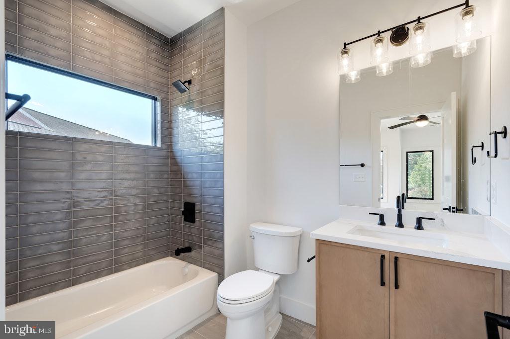 ROCK SPRING - Residential