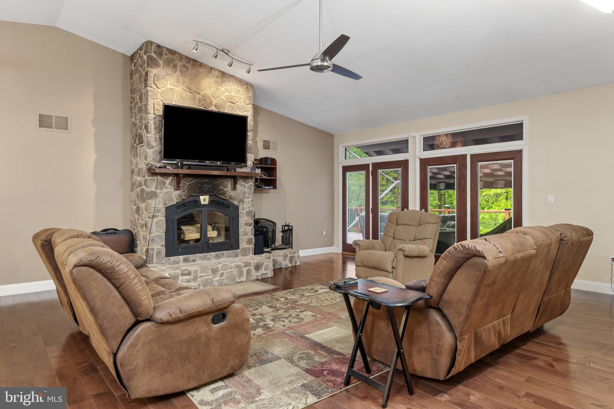 NORTH CODORUS TWP - Residential