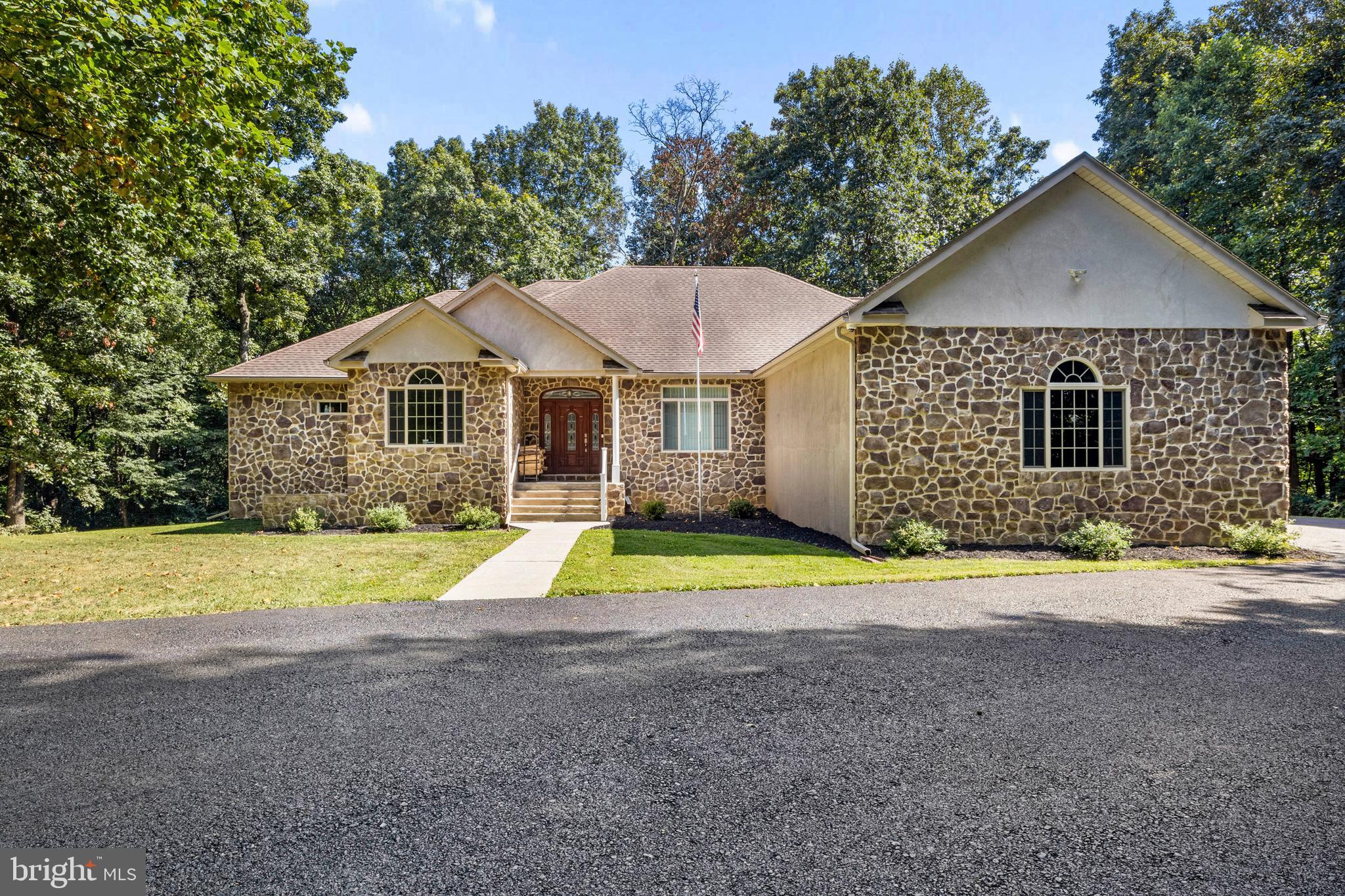 NORTH CODORUS TWP - Residential