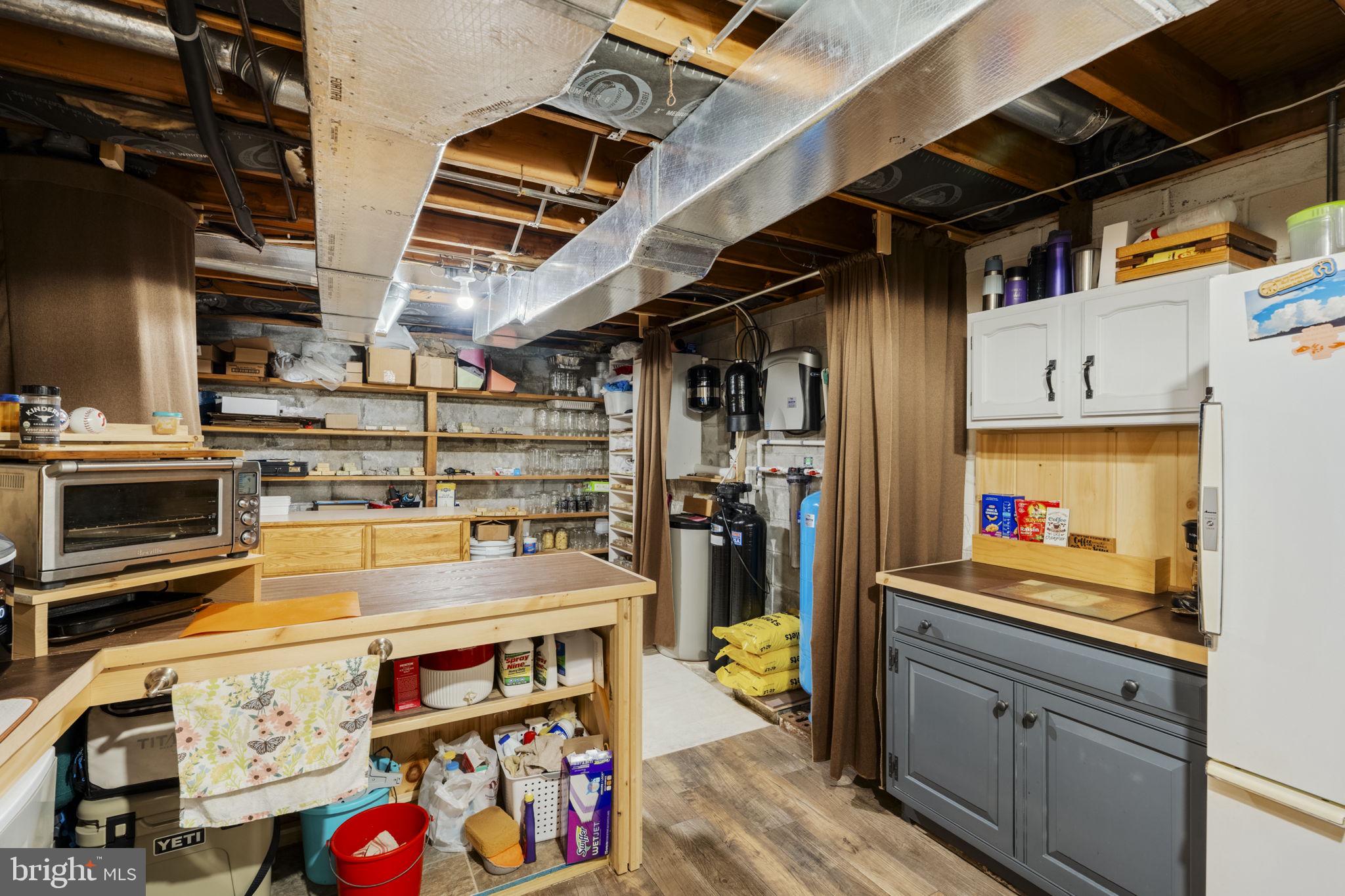 EAST EARL TWP - Residential