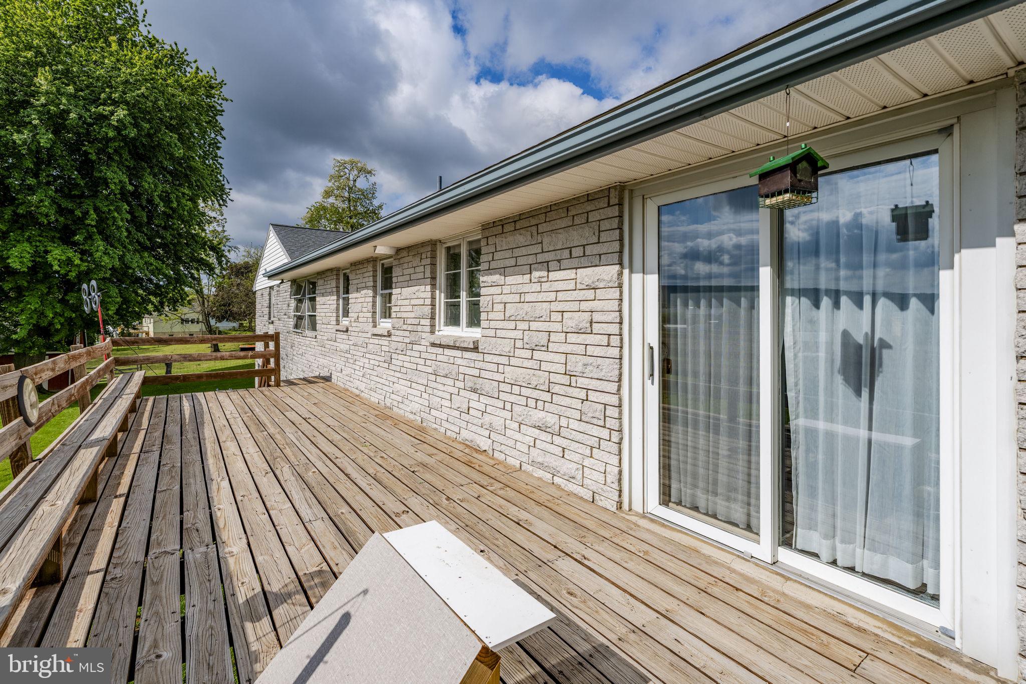 EAST EARL TWP - Residential