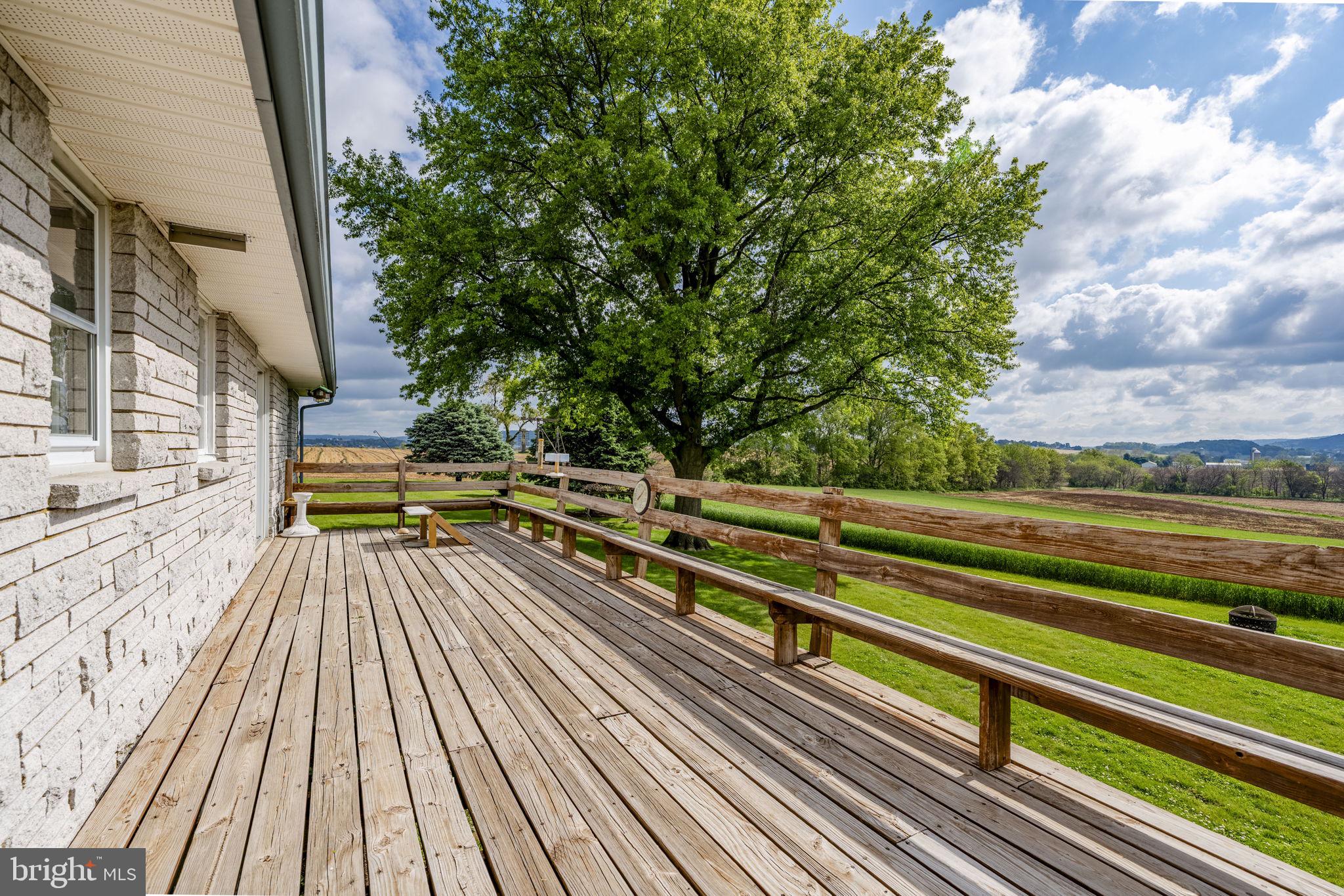 EAST EARL TWP - Residential