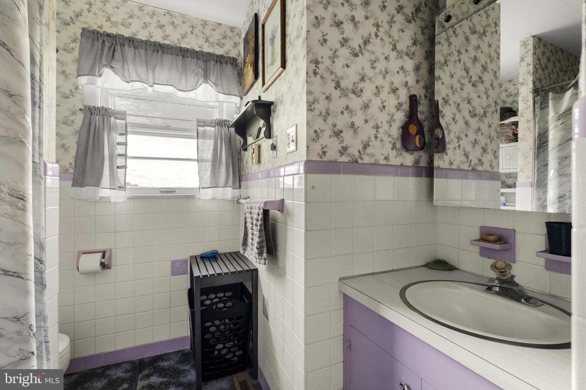 EAST EARL TWP - Residential