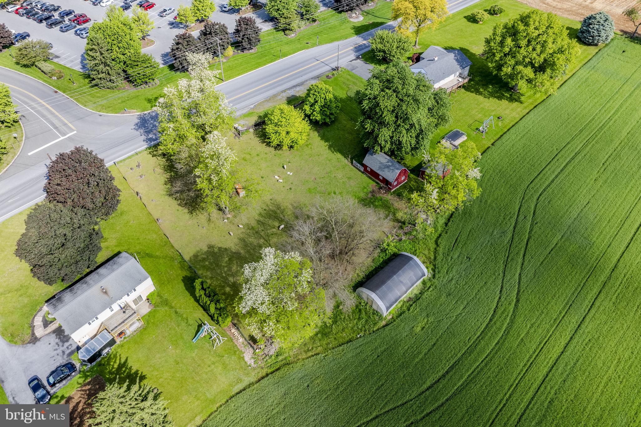 EAST EARL TWP - Residential