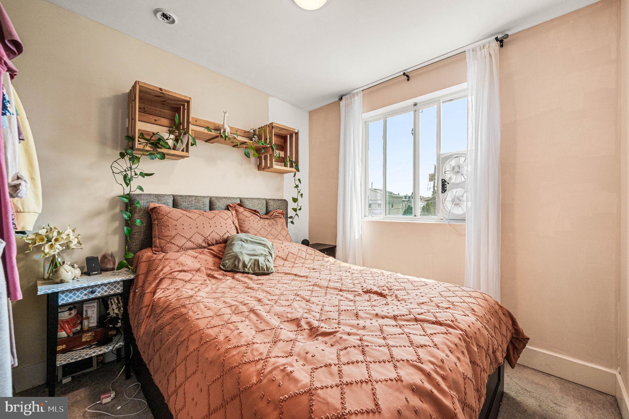 BRIDESBURG - Residential