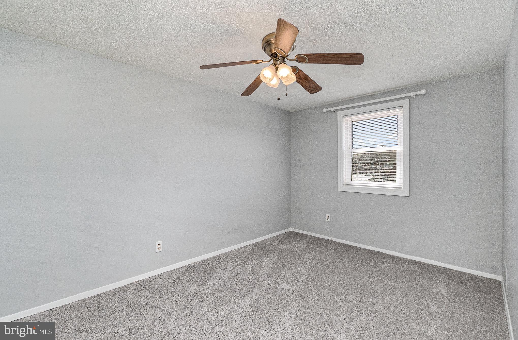 FOXRIDGE - Residential Lease