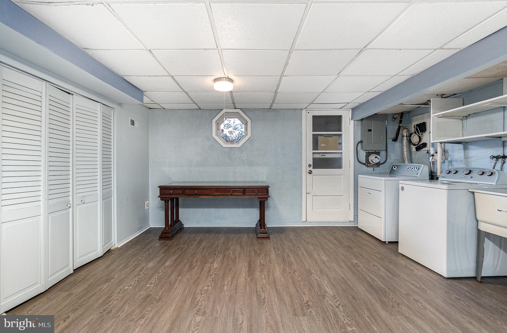 FOXRIDGE - Residential Lease