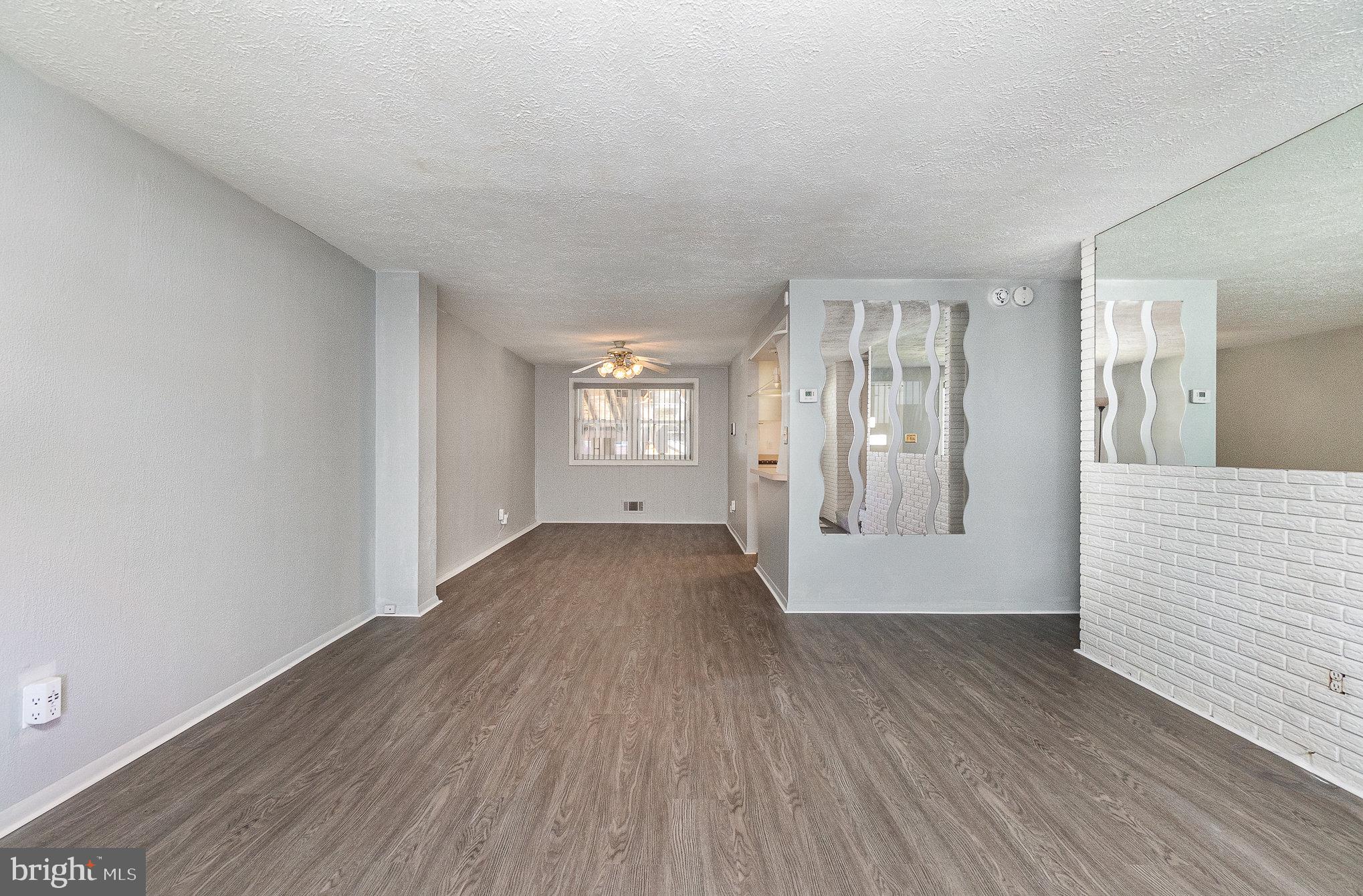 FOXRIDGE - Residential Lease