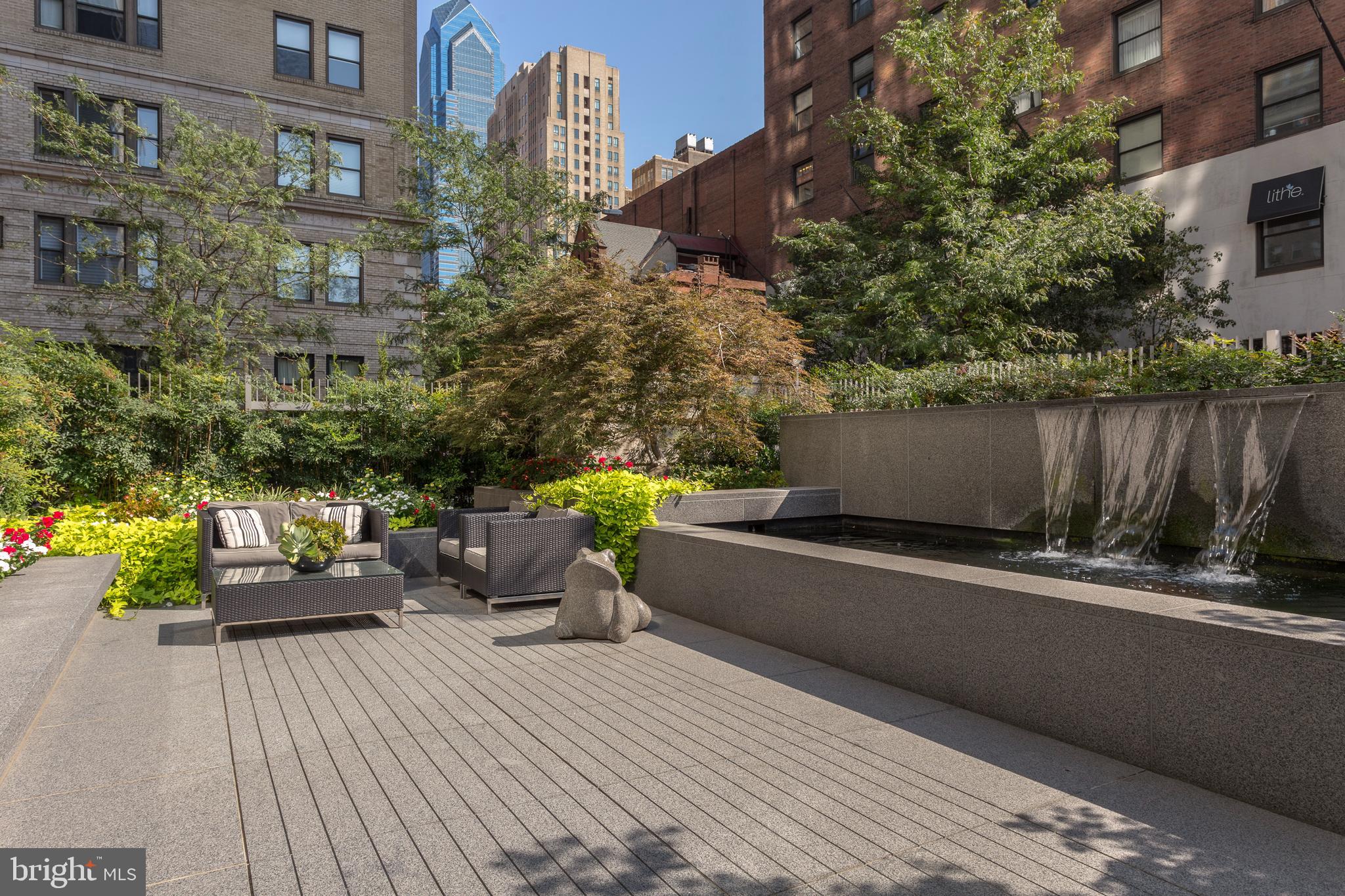 RITTENHOUSE SQUARE - Residential