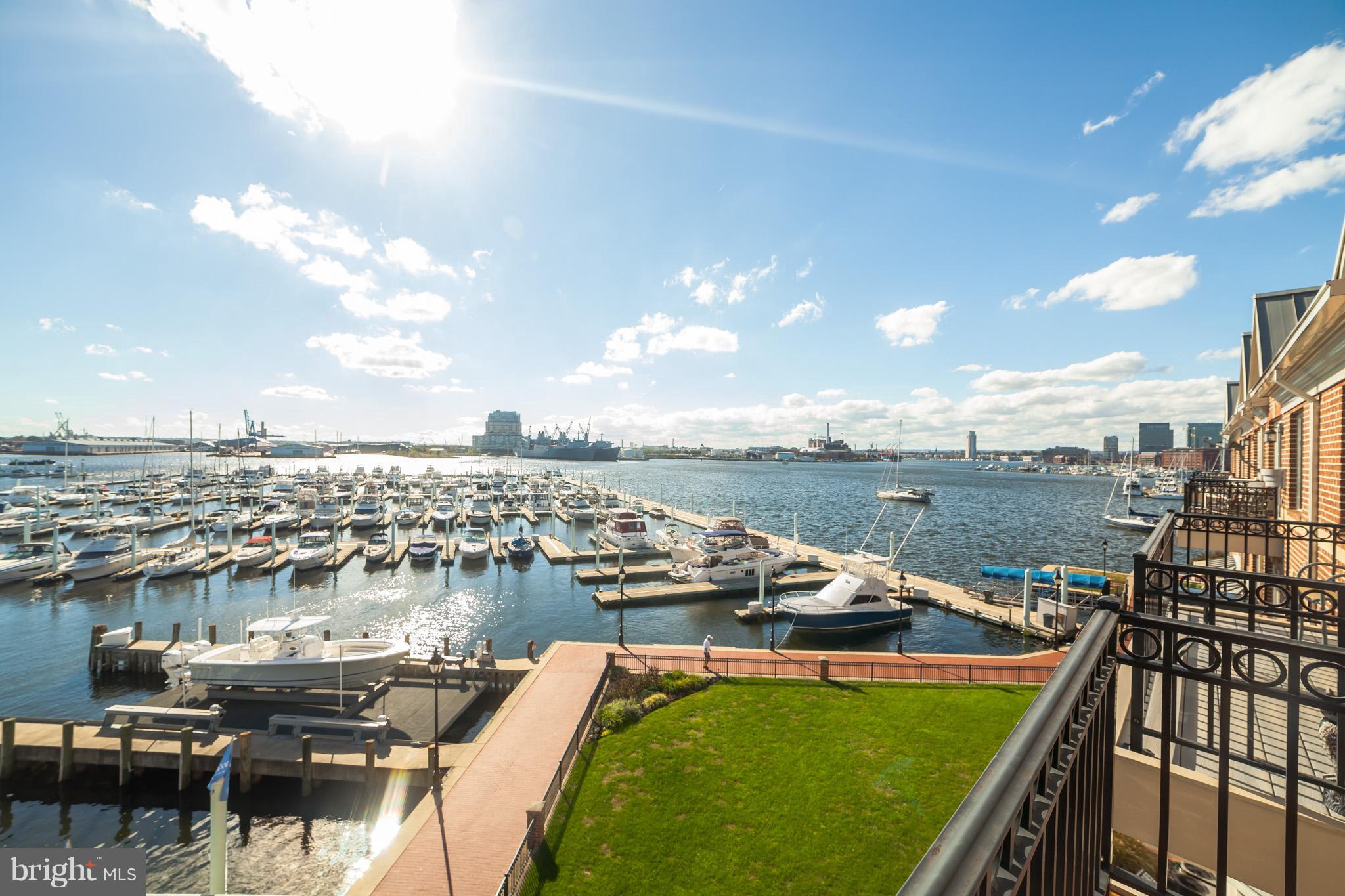 THE MOORINGS AT LIGHTHOUSE POINT - Residential
