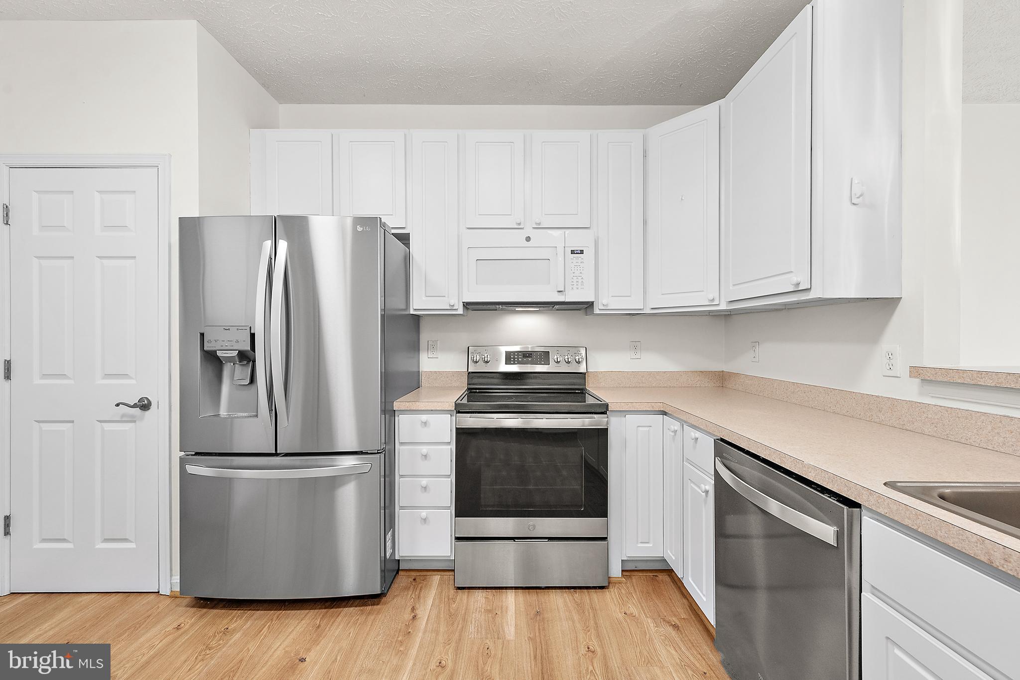 WOOD CREEK GOLF COMM - Residential