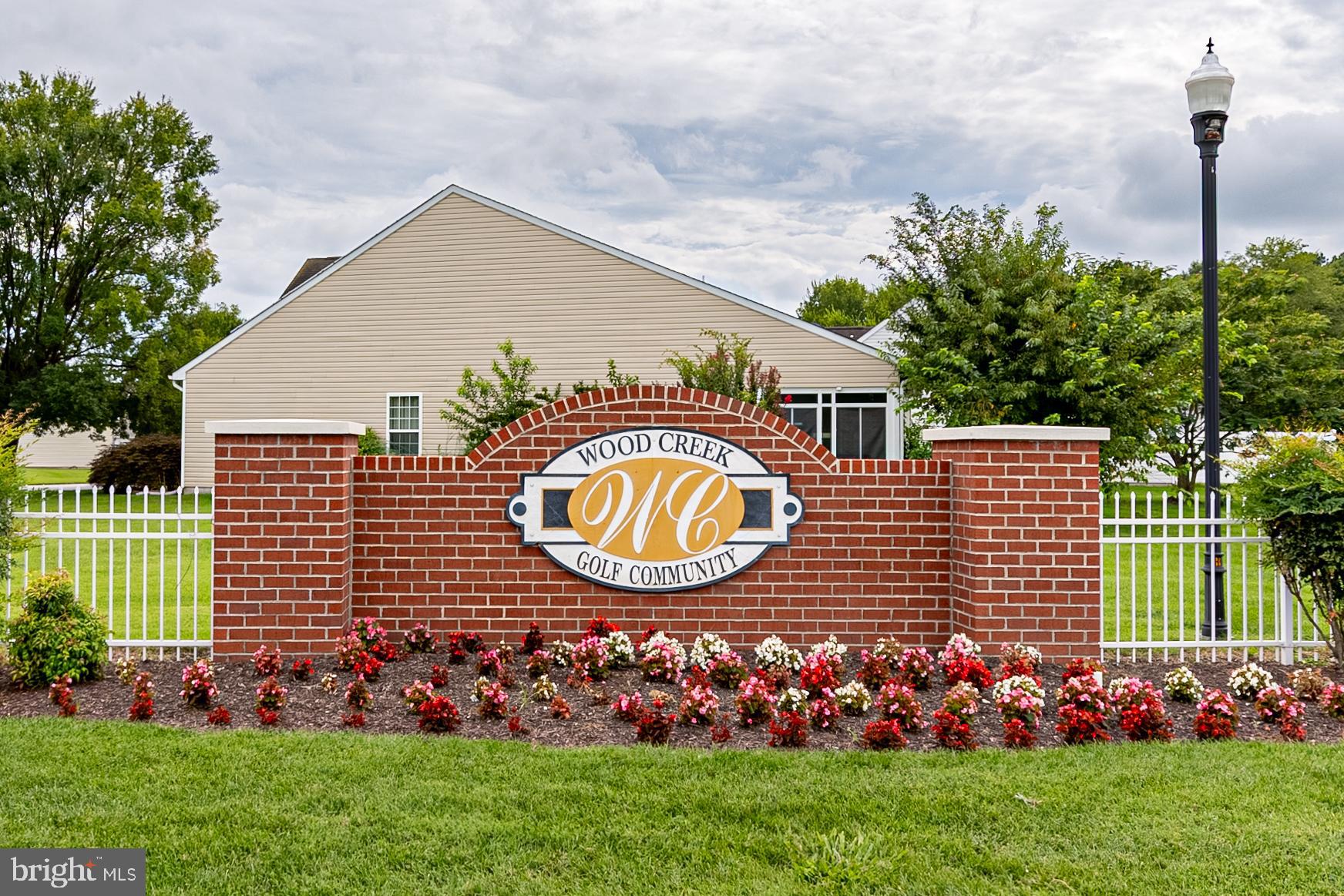WOOD CREEK GOLF COMM - Residential
