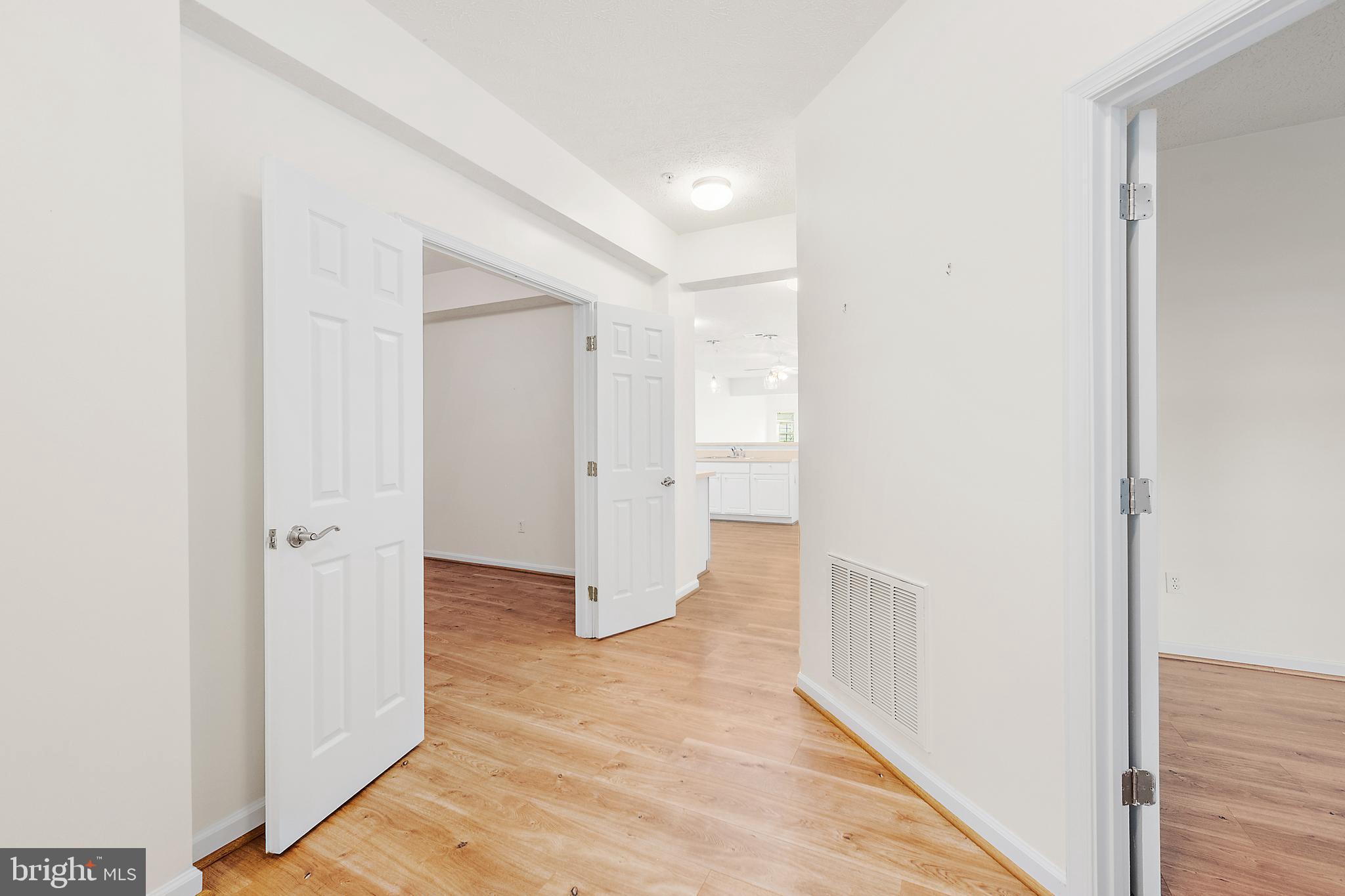 WOOD CREEK GOLF COMM - Residential