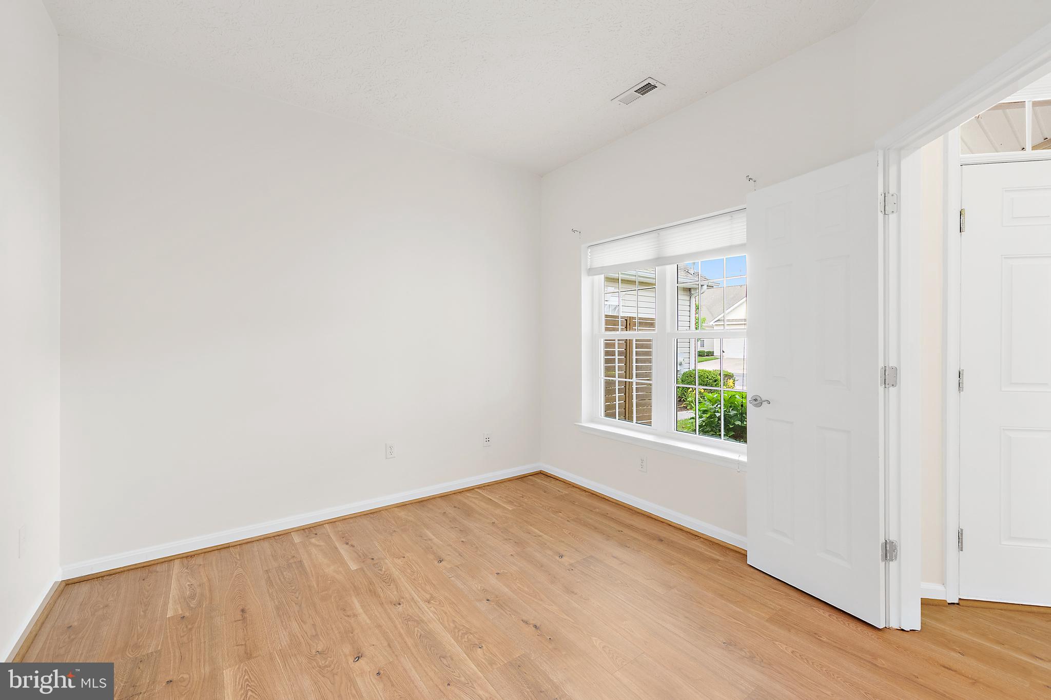 WOOD CREEK GOLF COMM - Residential