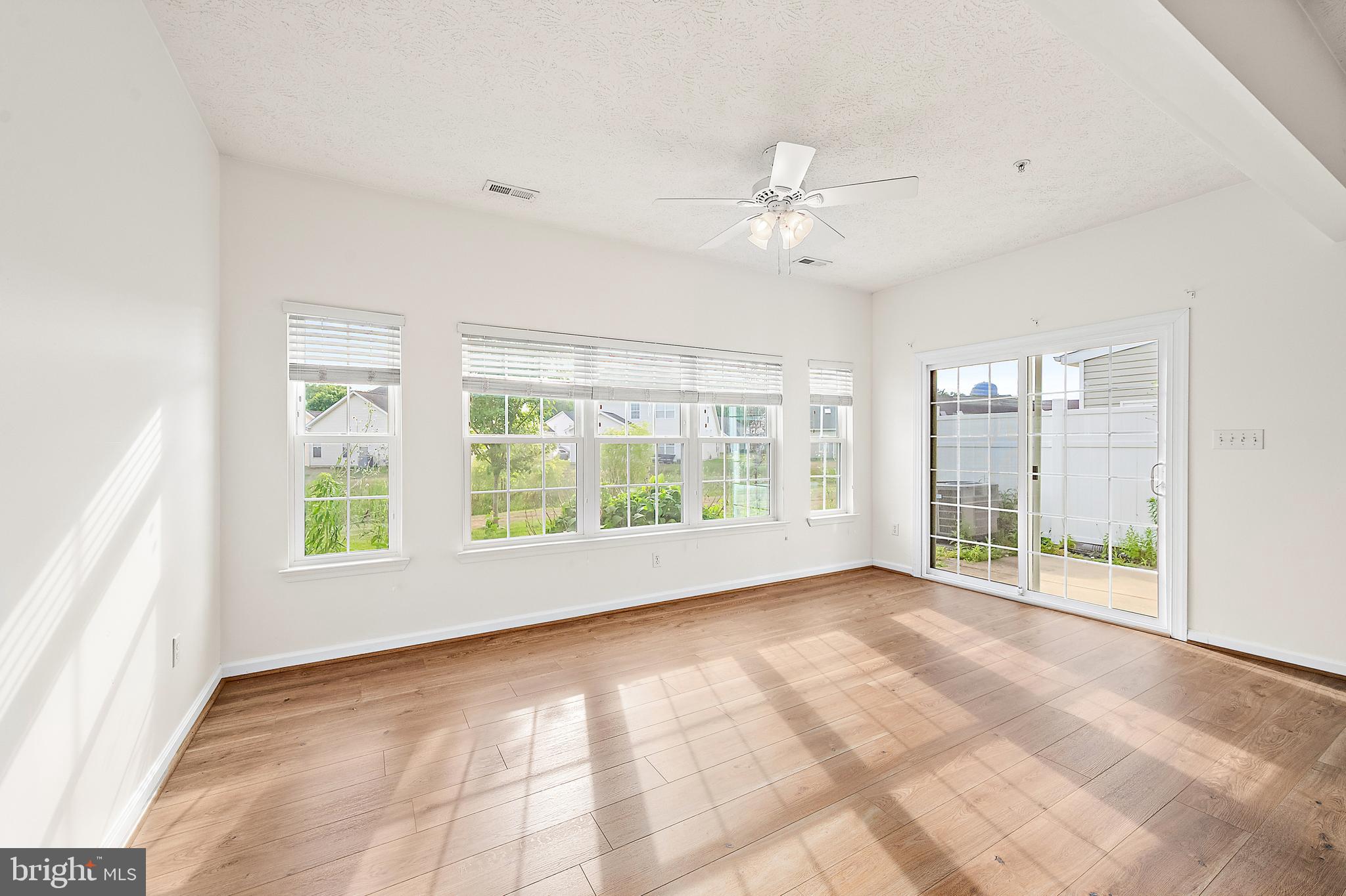 WOOD CREEK GOLF COMM - Residential