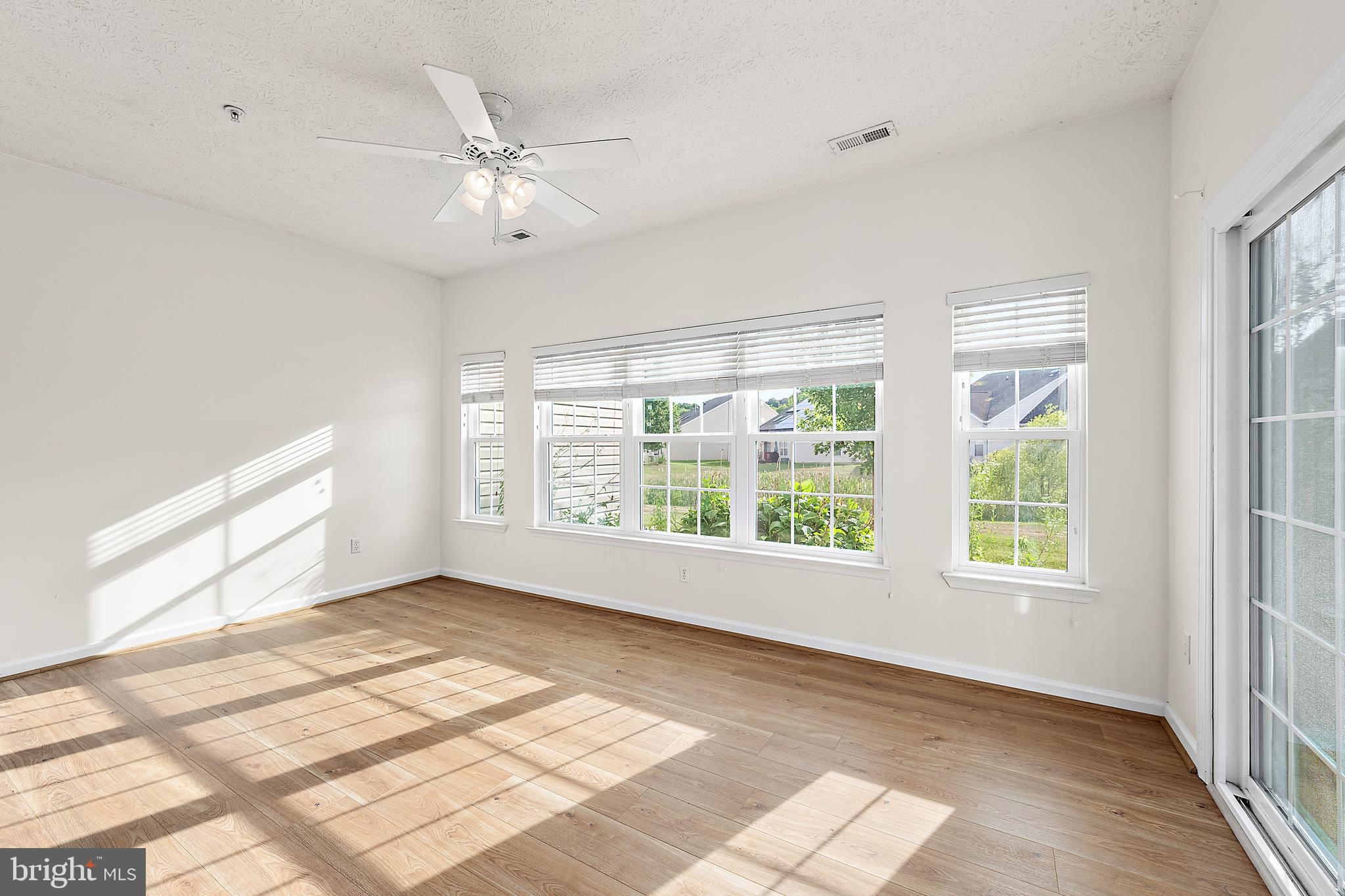 WOOD CREEK GOLF COMM - Residential