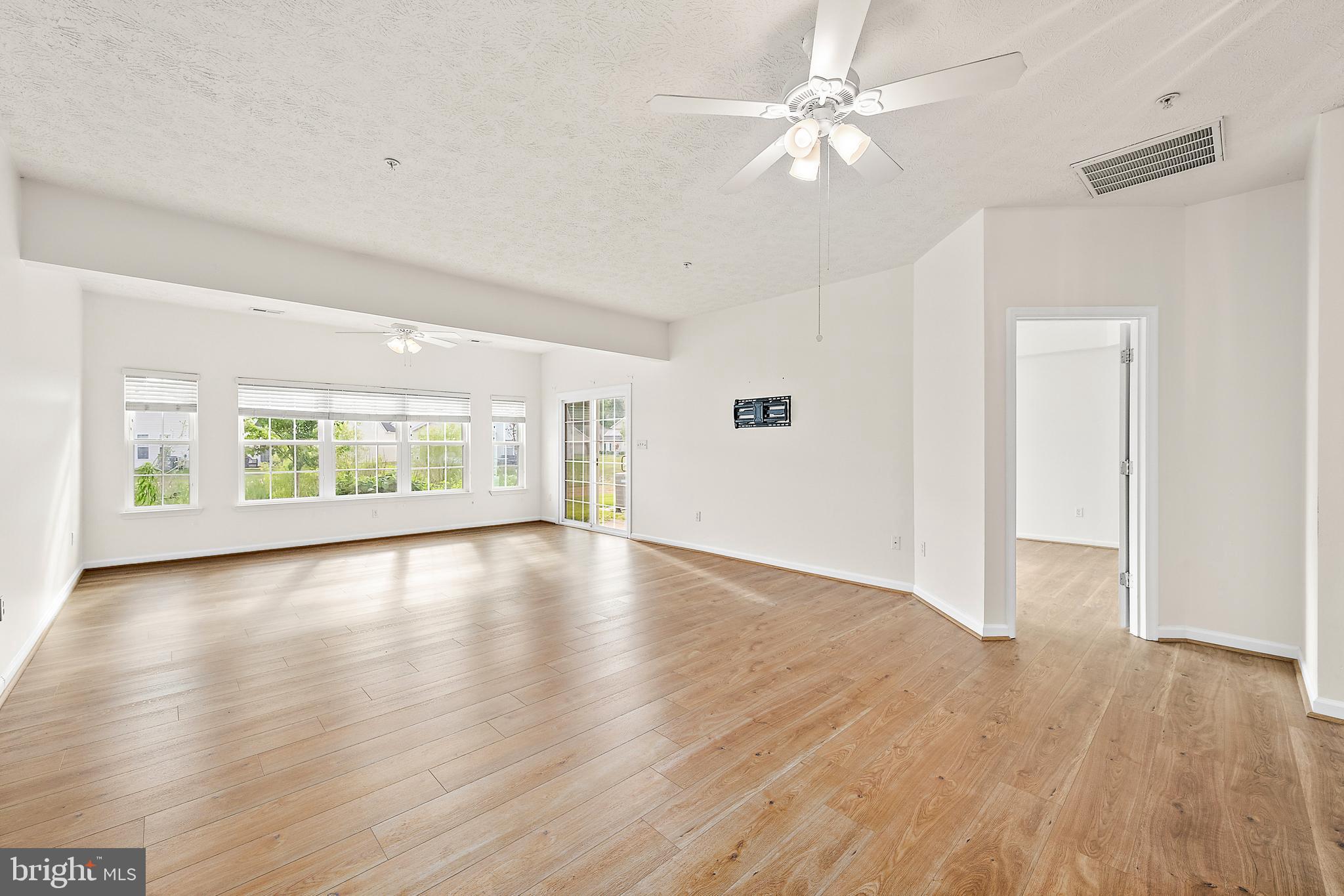 WOOD CREEK GOLF COMM - Residential