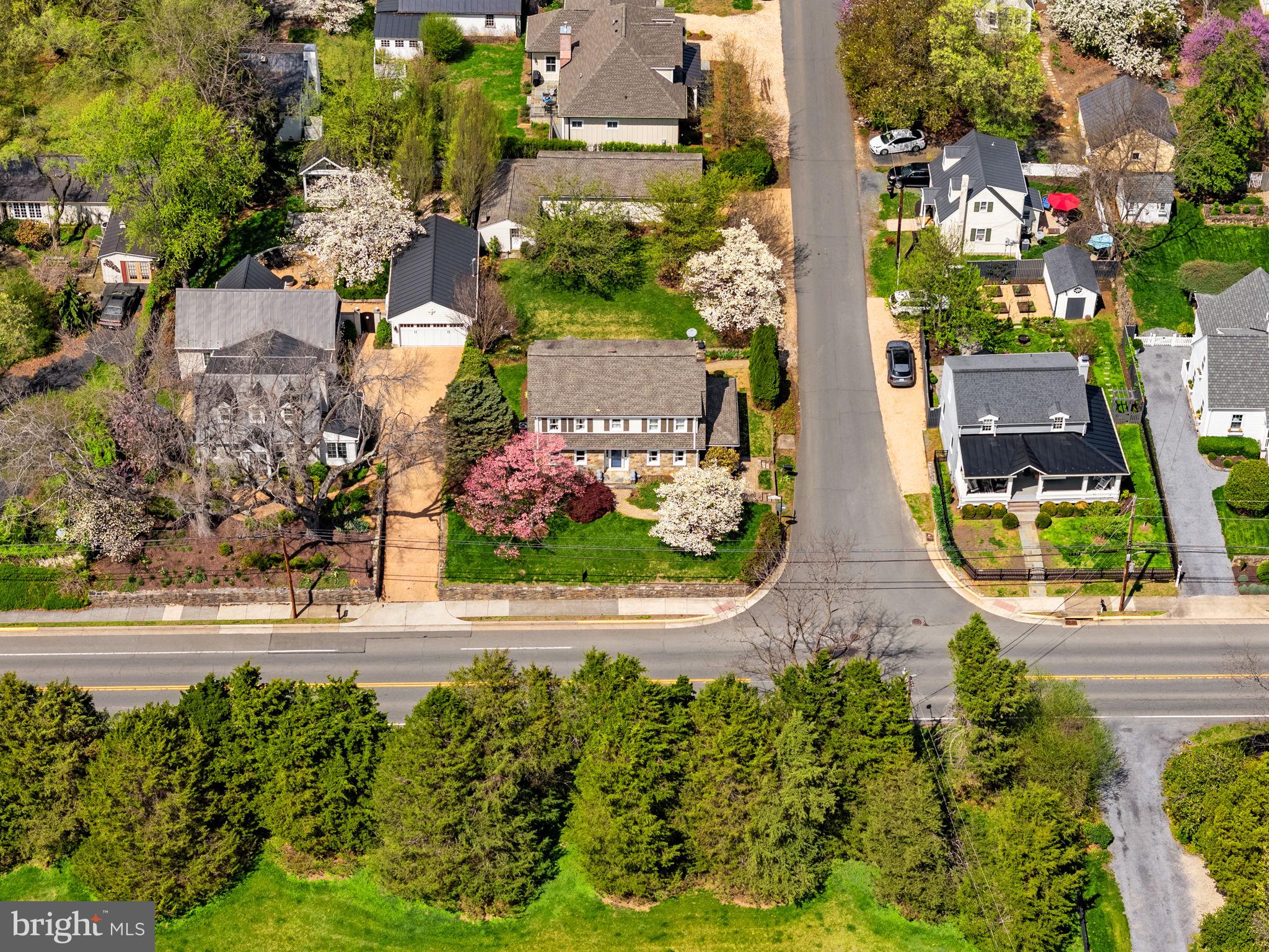 RIDGEVIEW - Residential
