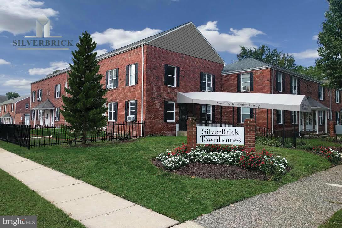 1 bedroom 1 bath townhouse central heat and A/C;  located in Historic DundalkAvailable 5/12/17