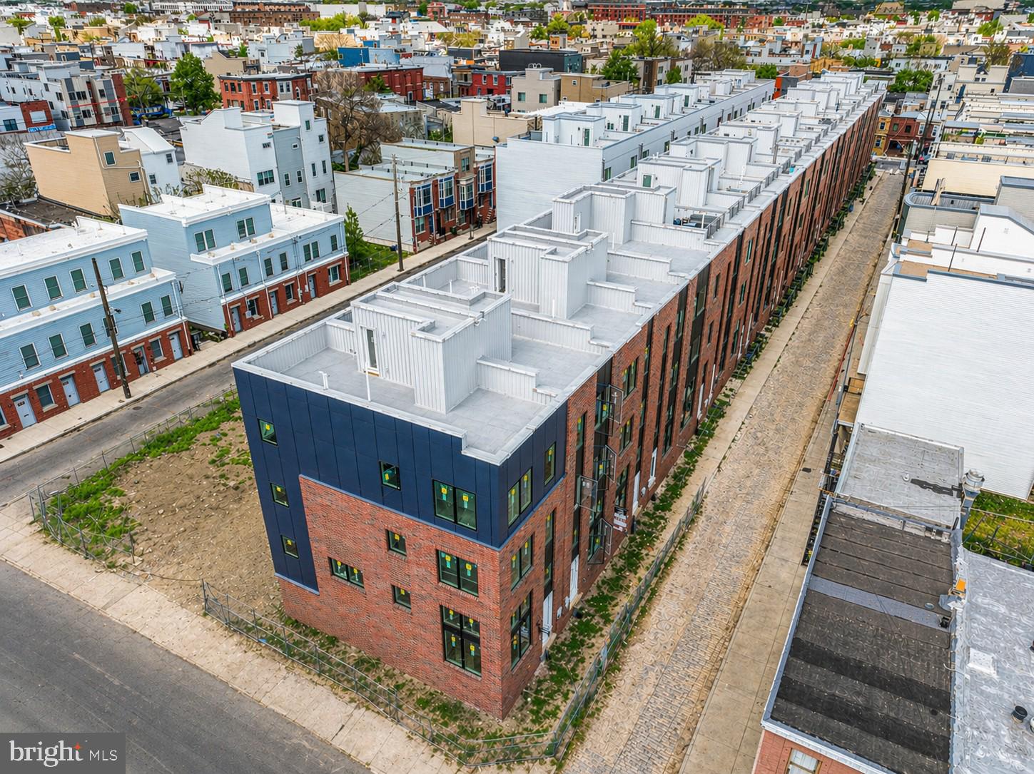 POINT BREEZE - Residential