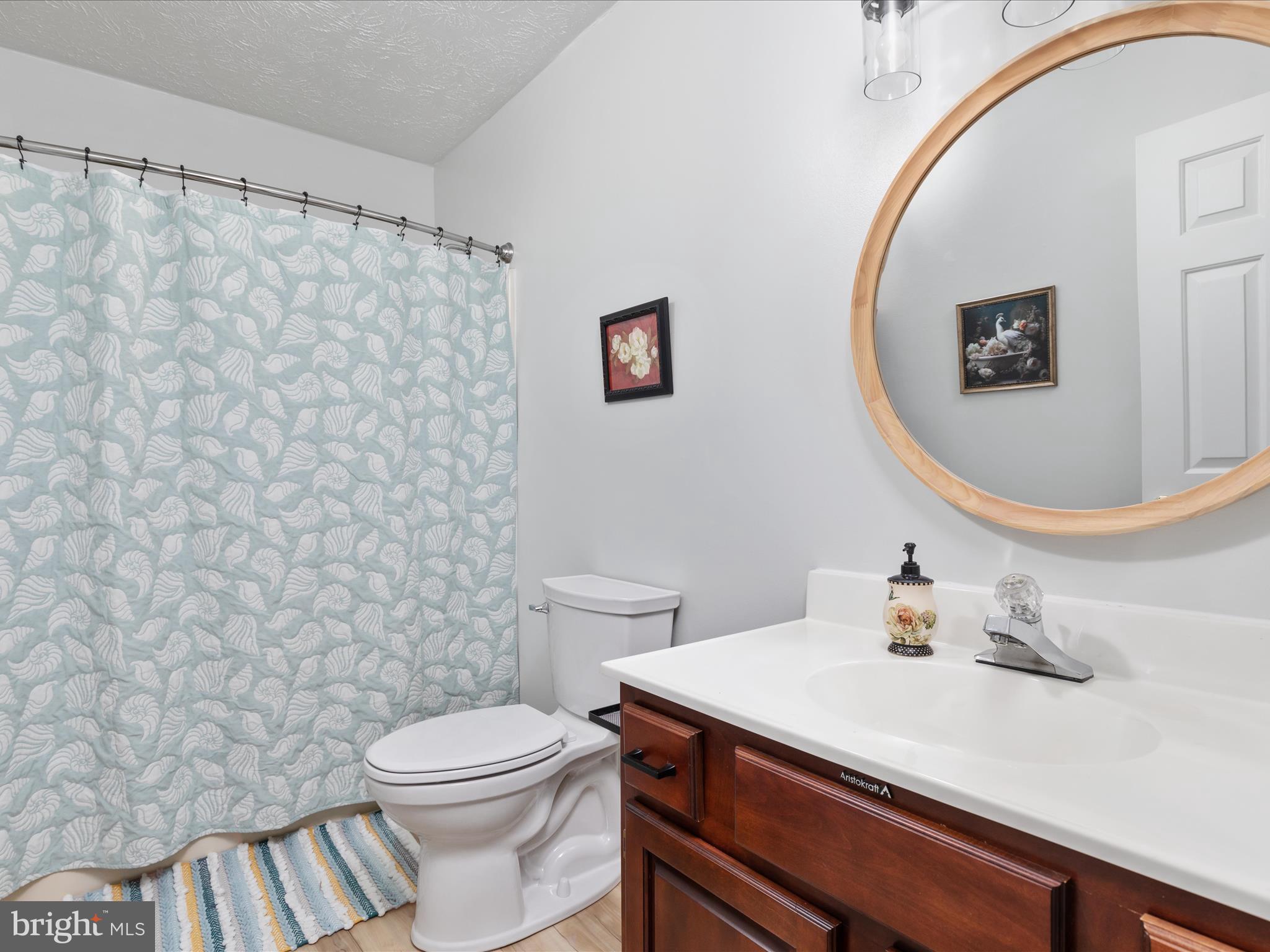 AY VIEW ESTATES - Residential