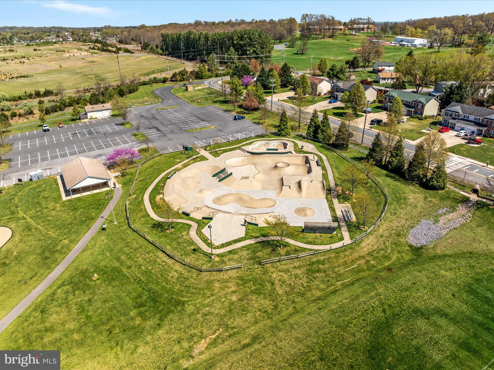 AY VIEW ESTATES - Residential