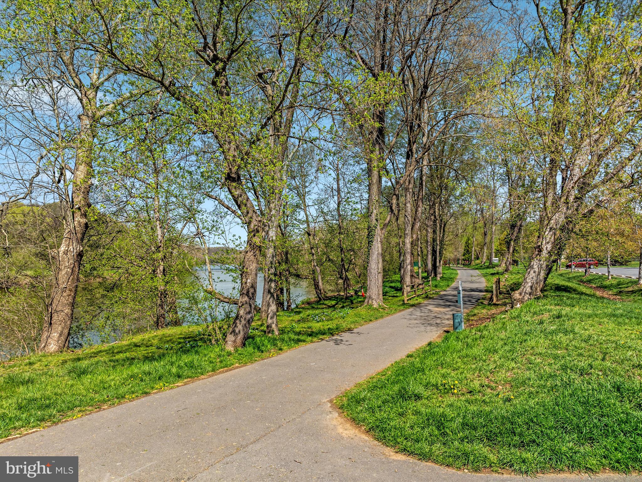 AY VIEW ESTATES - Residential