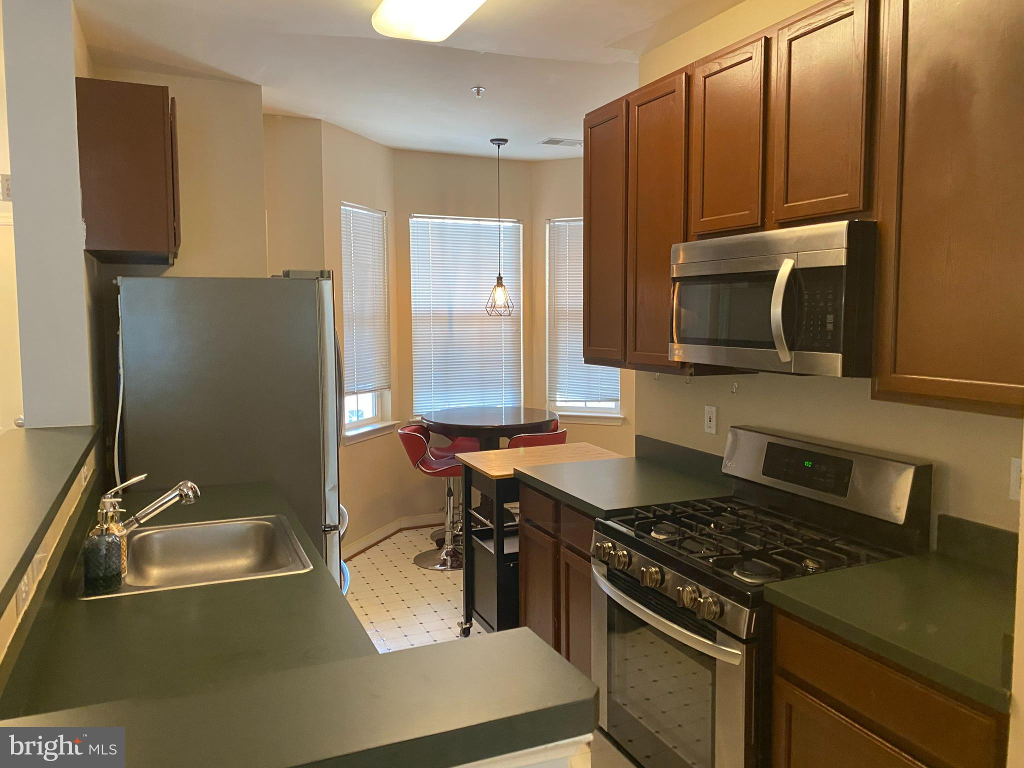 HOLLINGTON - Residential