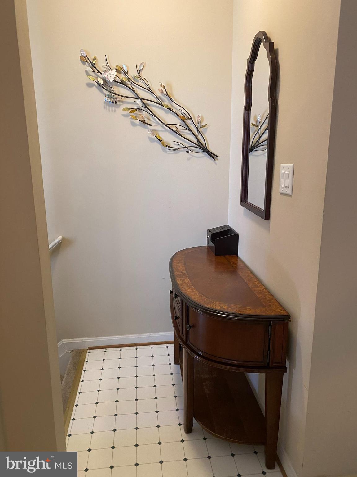 HOLLINGTON - Residential