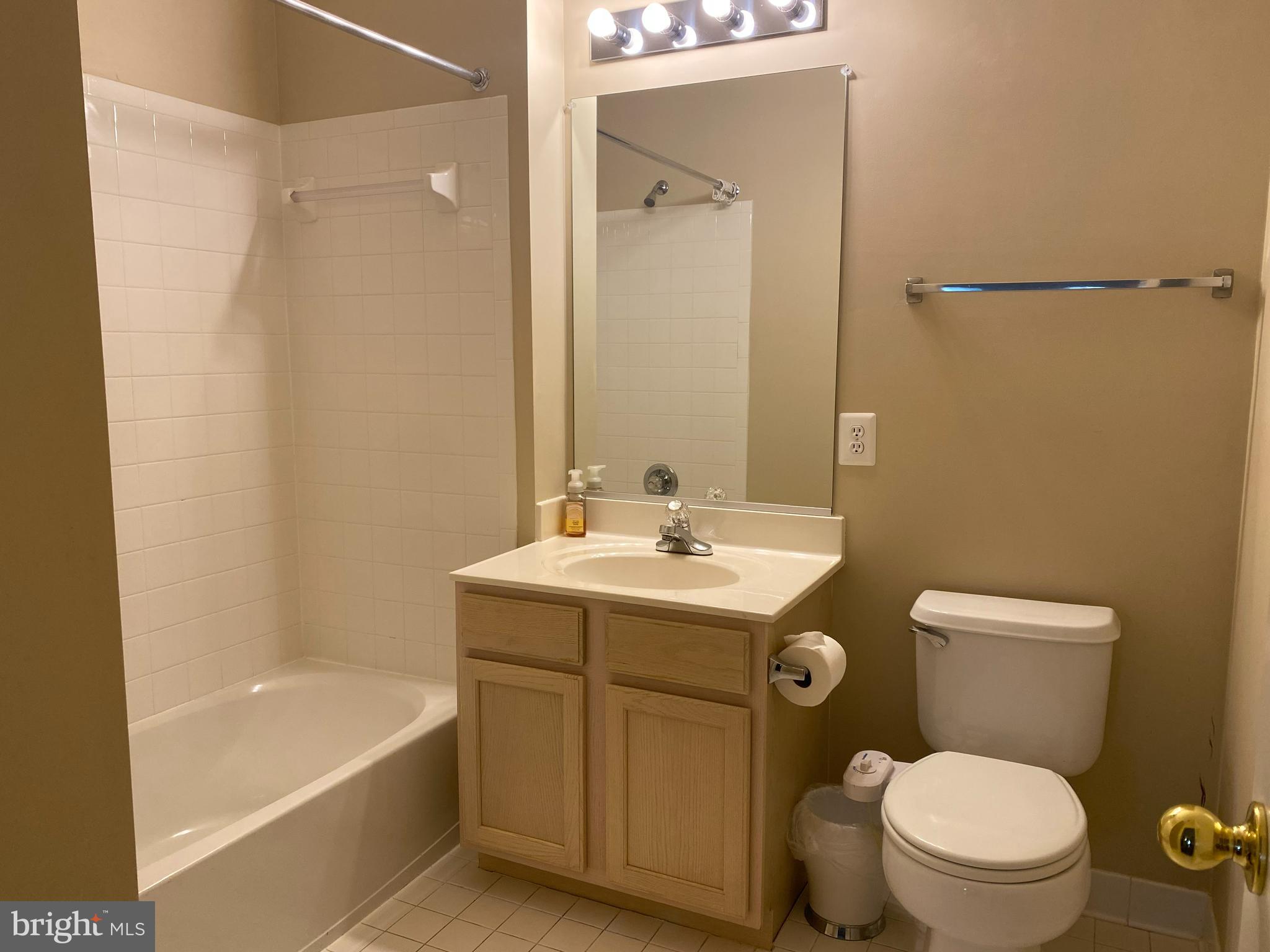 HOLLINGTON - Residential