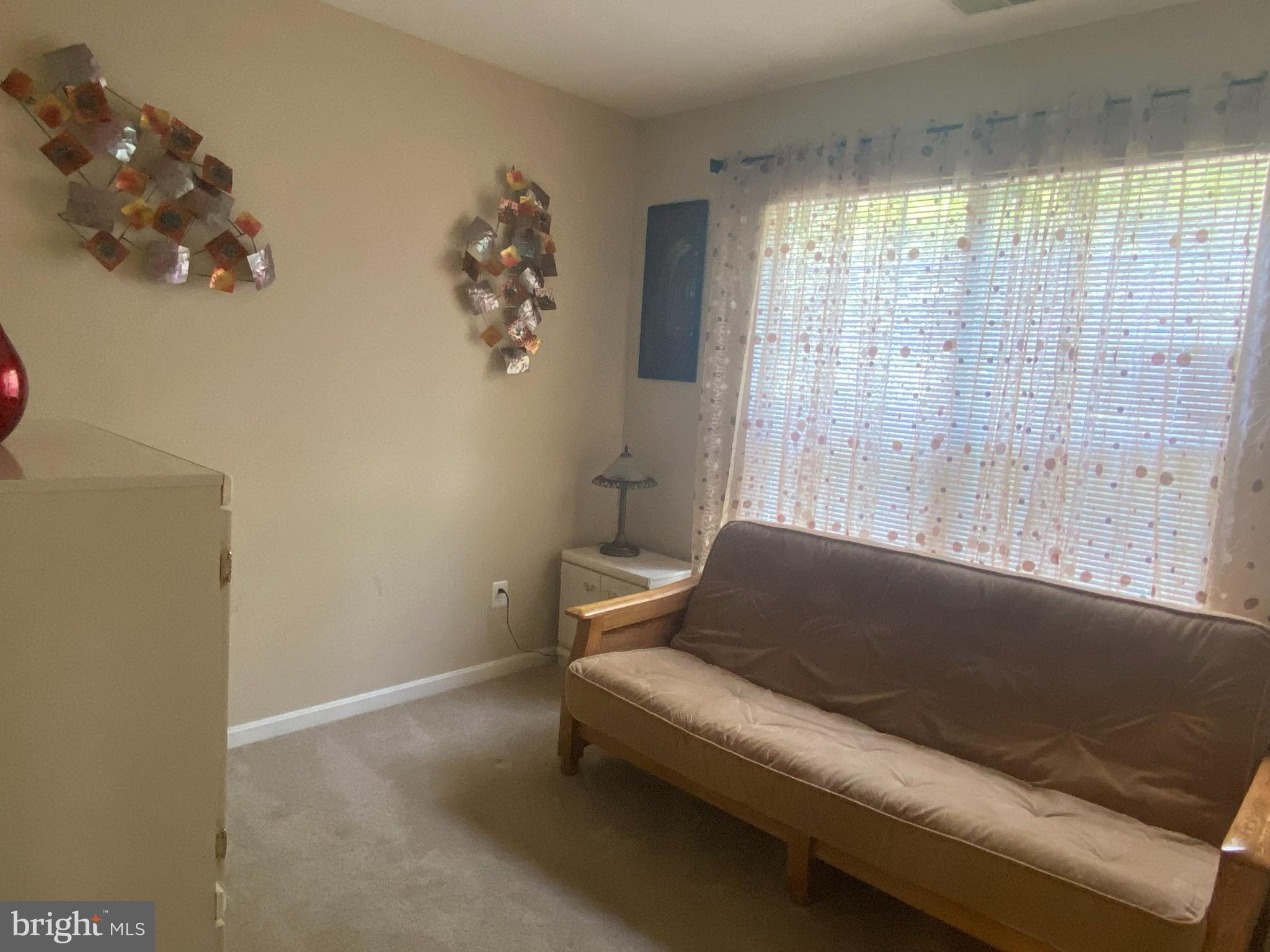HOLLINGTON - Residential