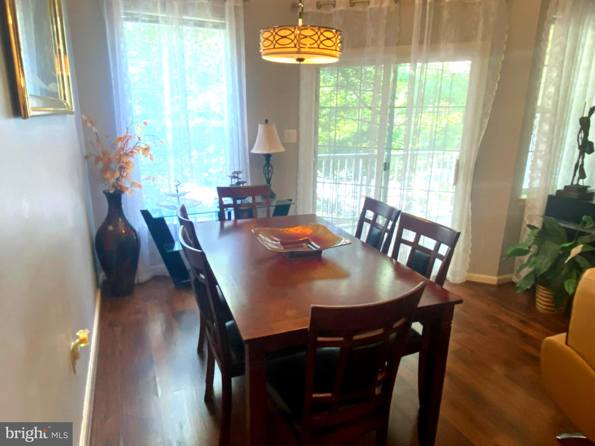 HOLLINGTON - Residential