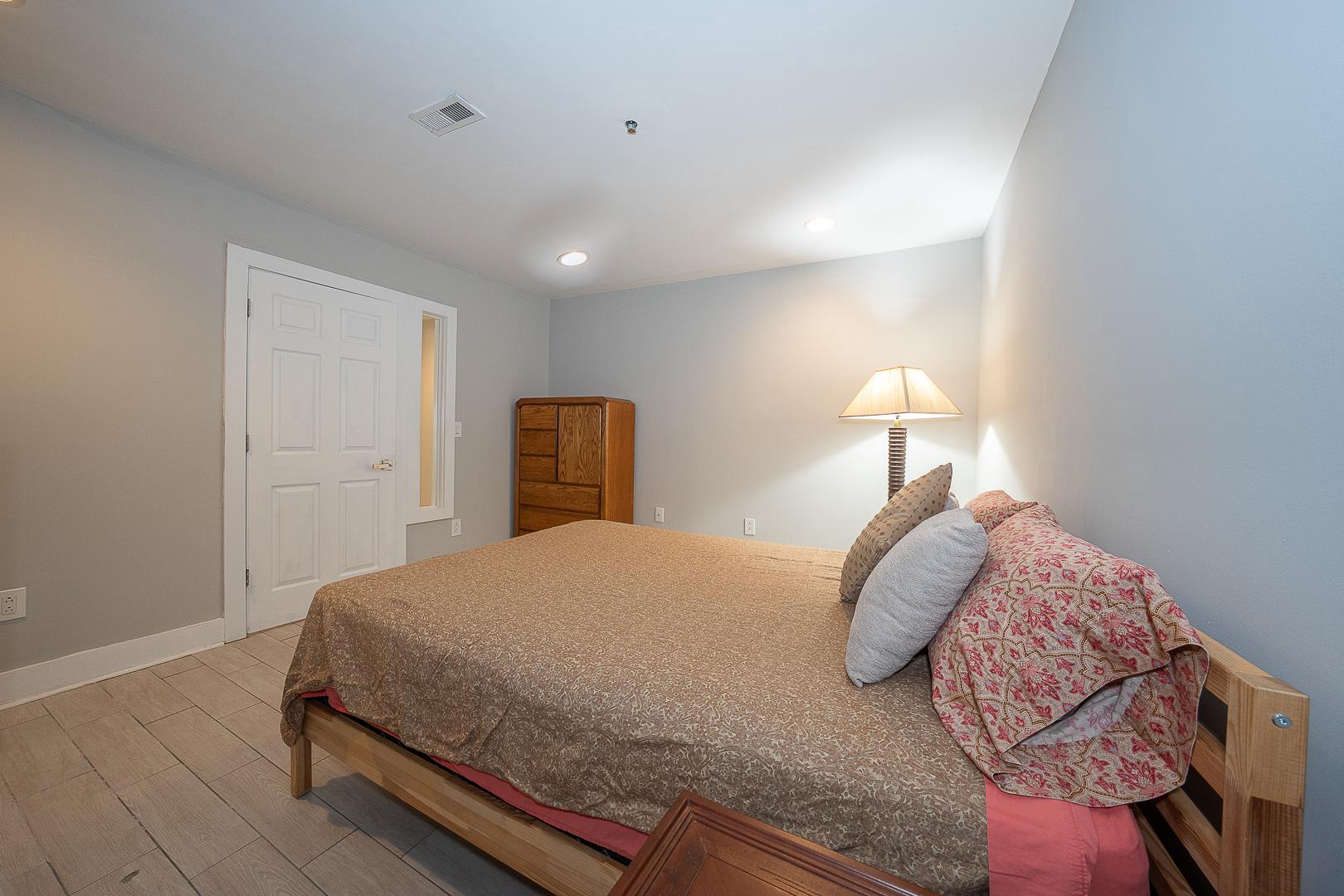 EAST KENSINGTON - Residential