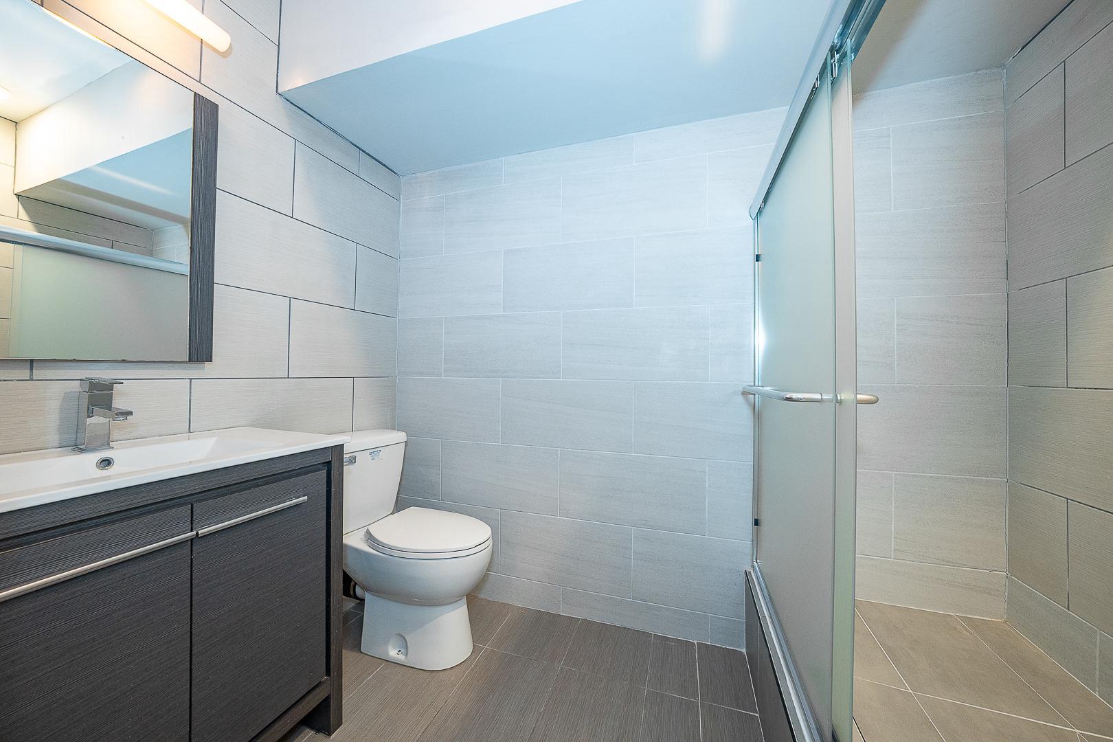 EAST KENSINGTON - Residential