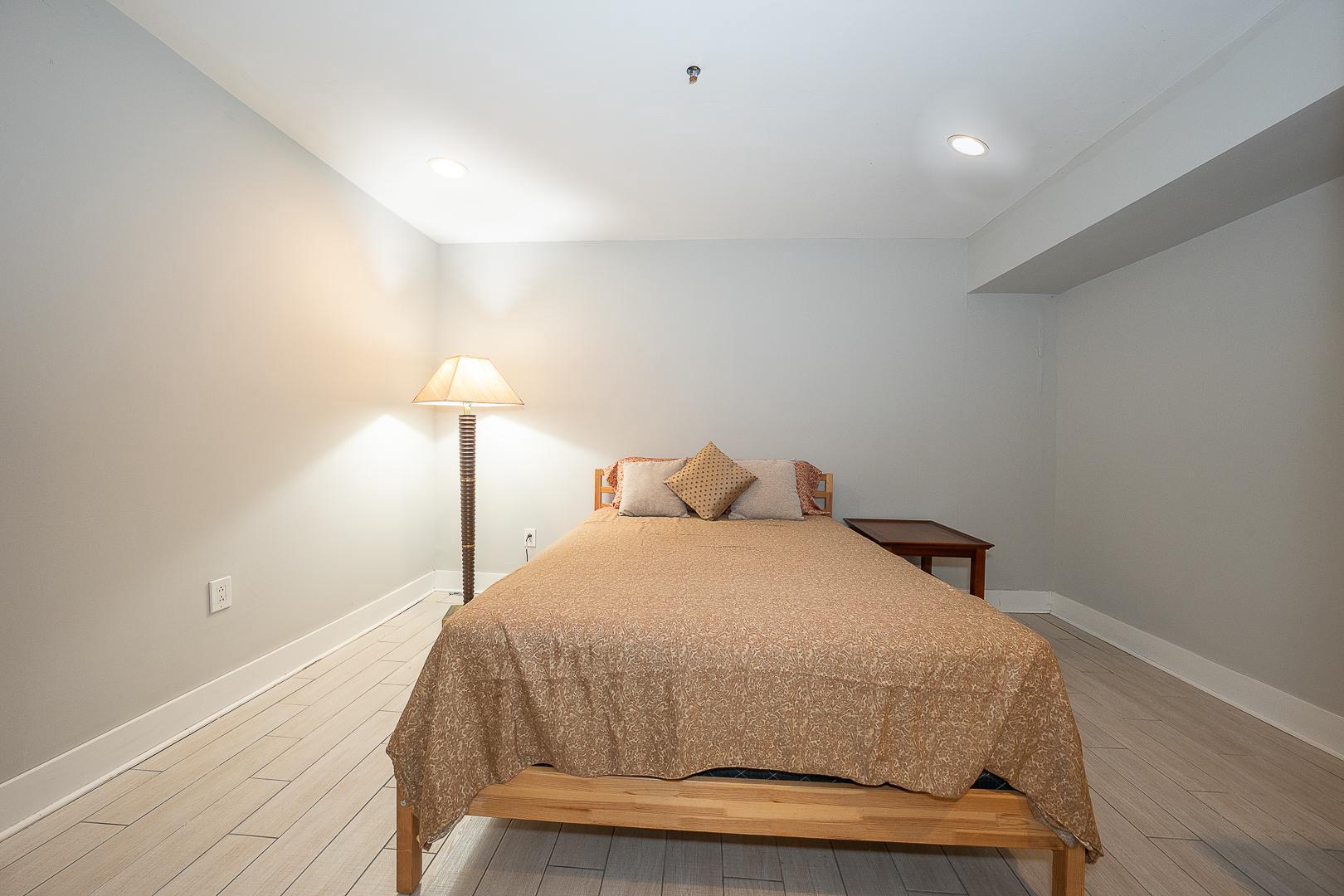 EAST KENSINGTON - Residential