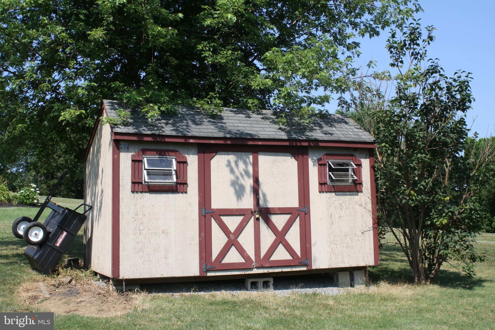 MILL STREAM VILLAGE - Residential