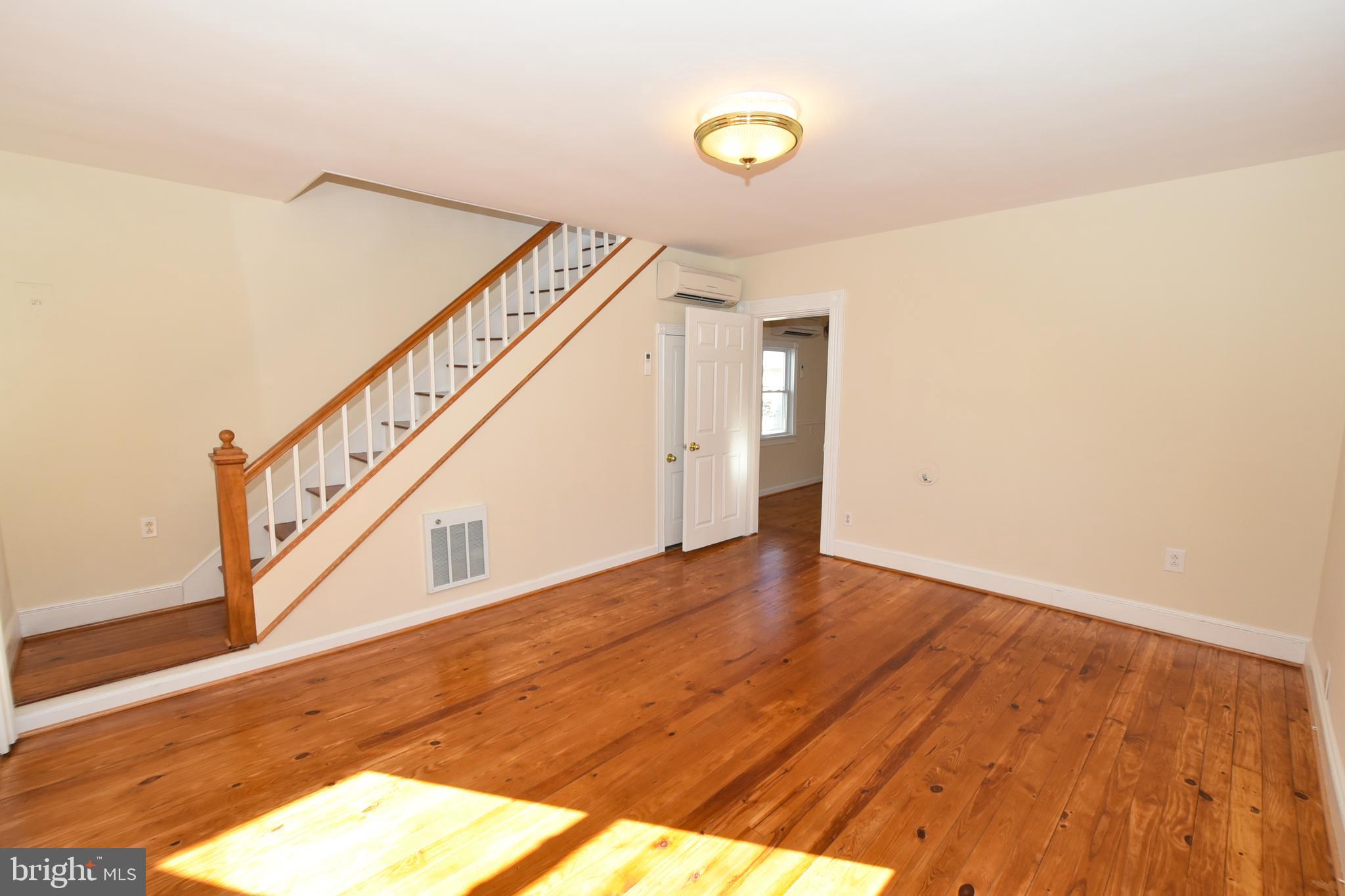 DOWNTOWN FREDERICKSBURG - Residential Lease